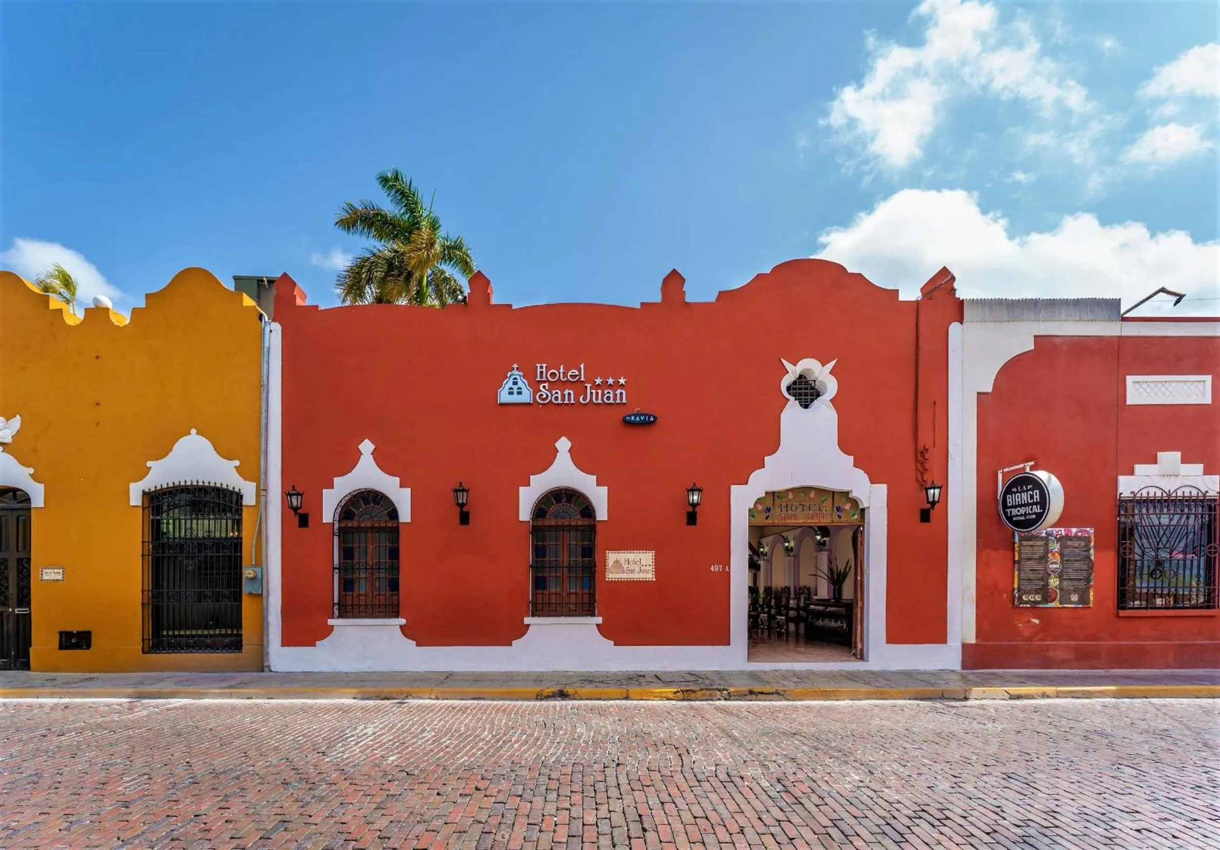 Facade/entrance in Hotel San Juan Mérida