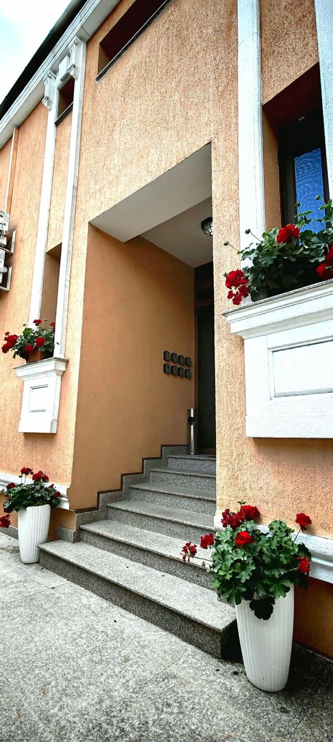 Property building in BUCUR 9