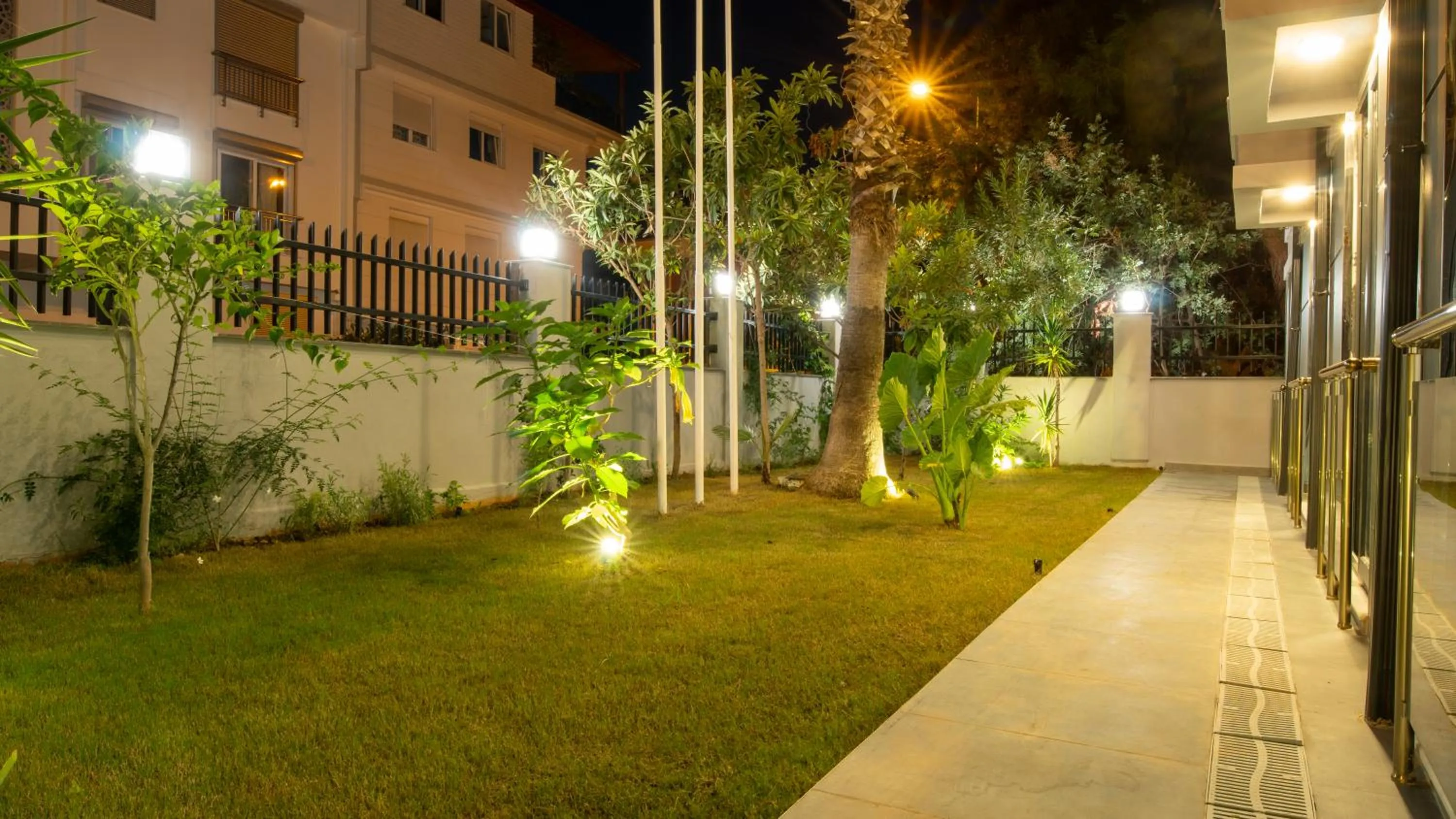 Natural landscape in OPERA SUITES Apart Hotel