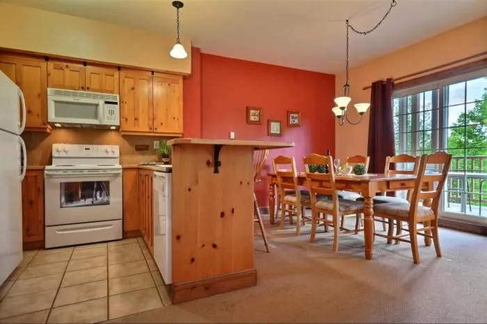 Les Falaises by Rendez-Vous Mont-Tremblant