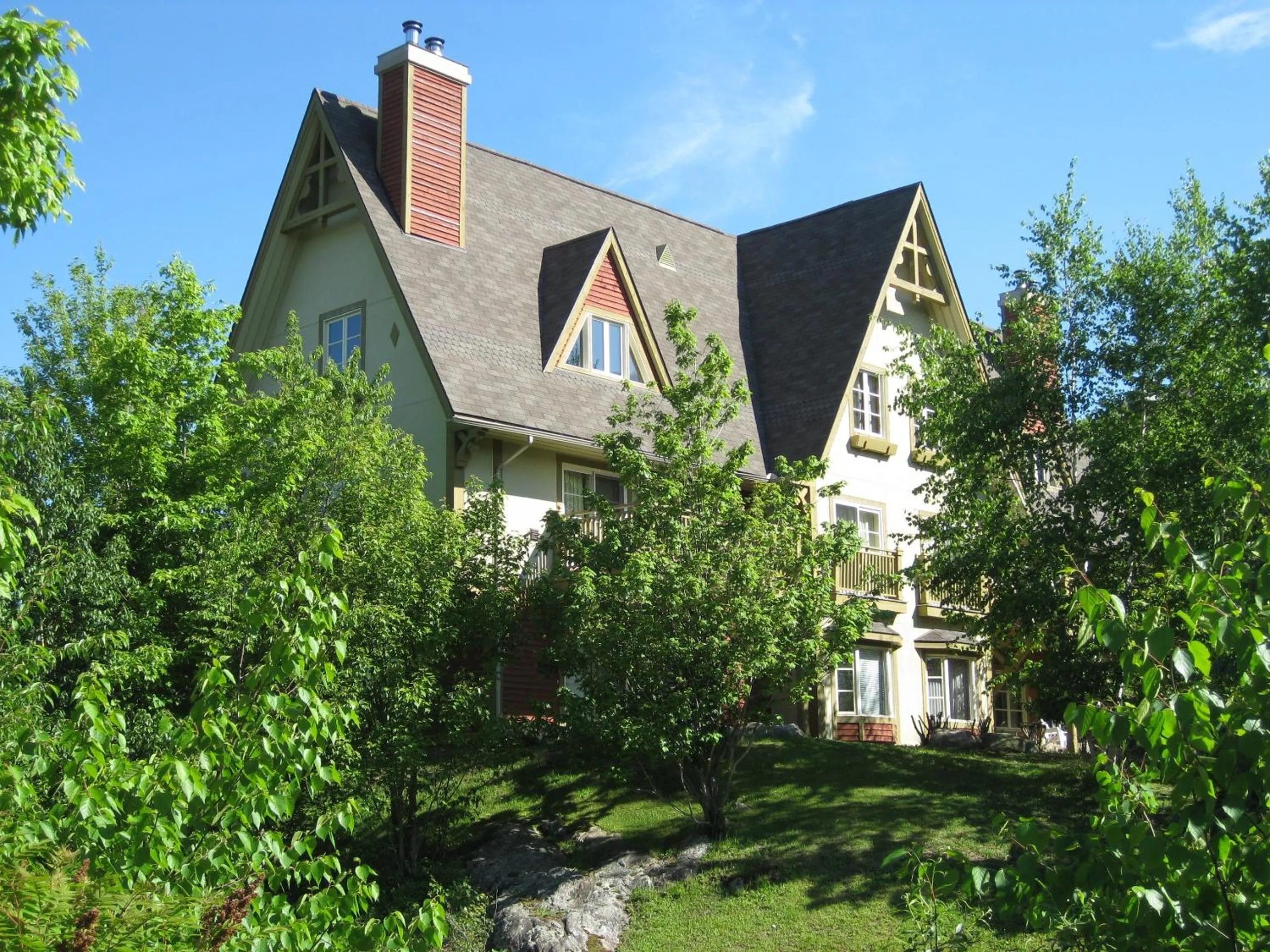 Facade/entrance in Le Plateau by Rendez-Vous Mont-Tremblant
