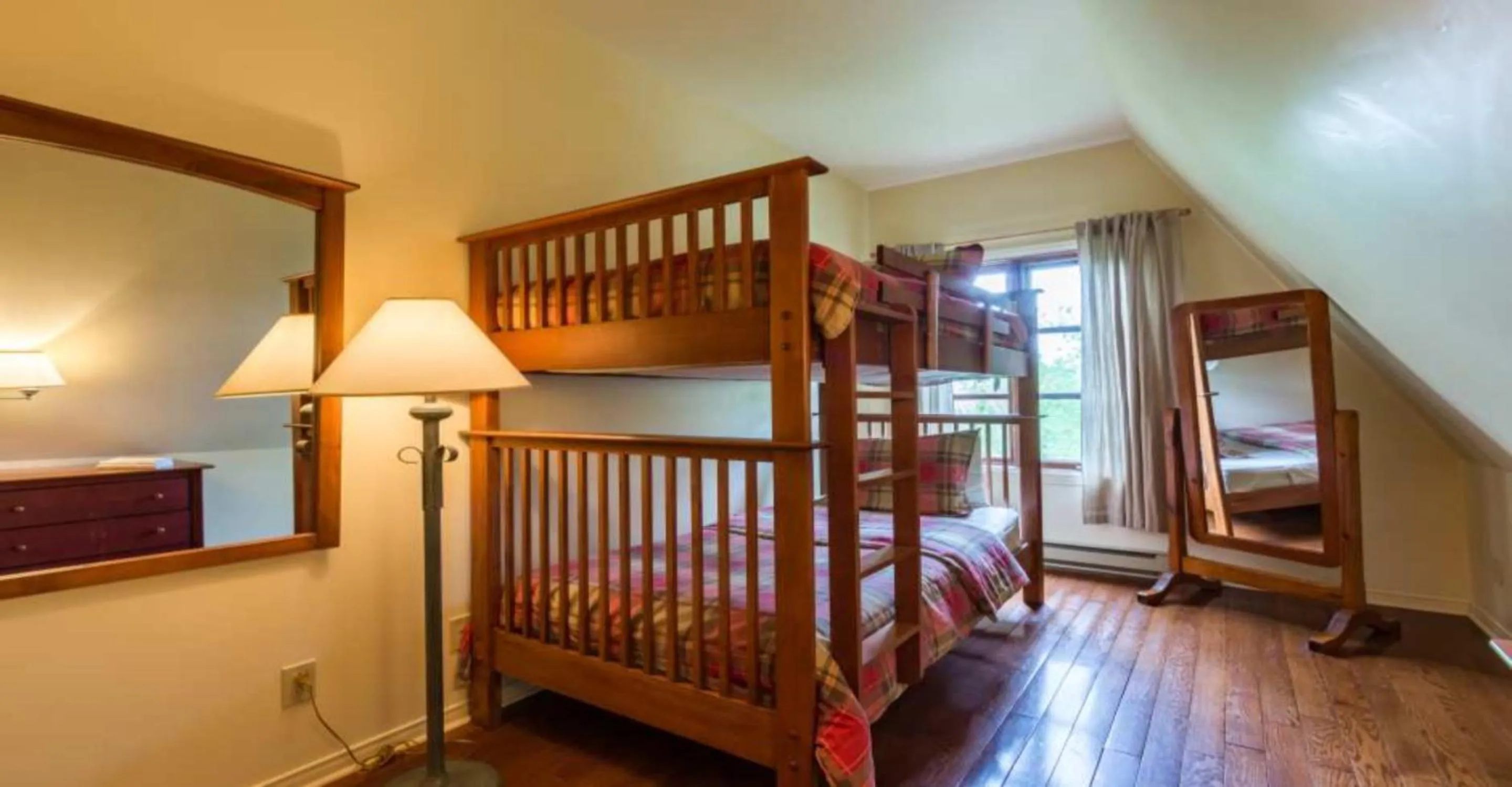 Bed in Le Plateau by Rendez-Vous Mont-Tremblant