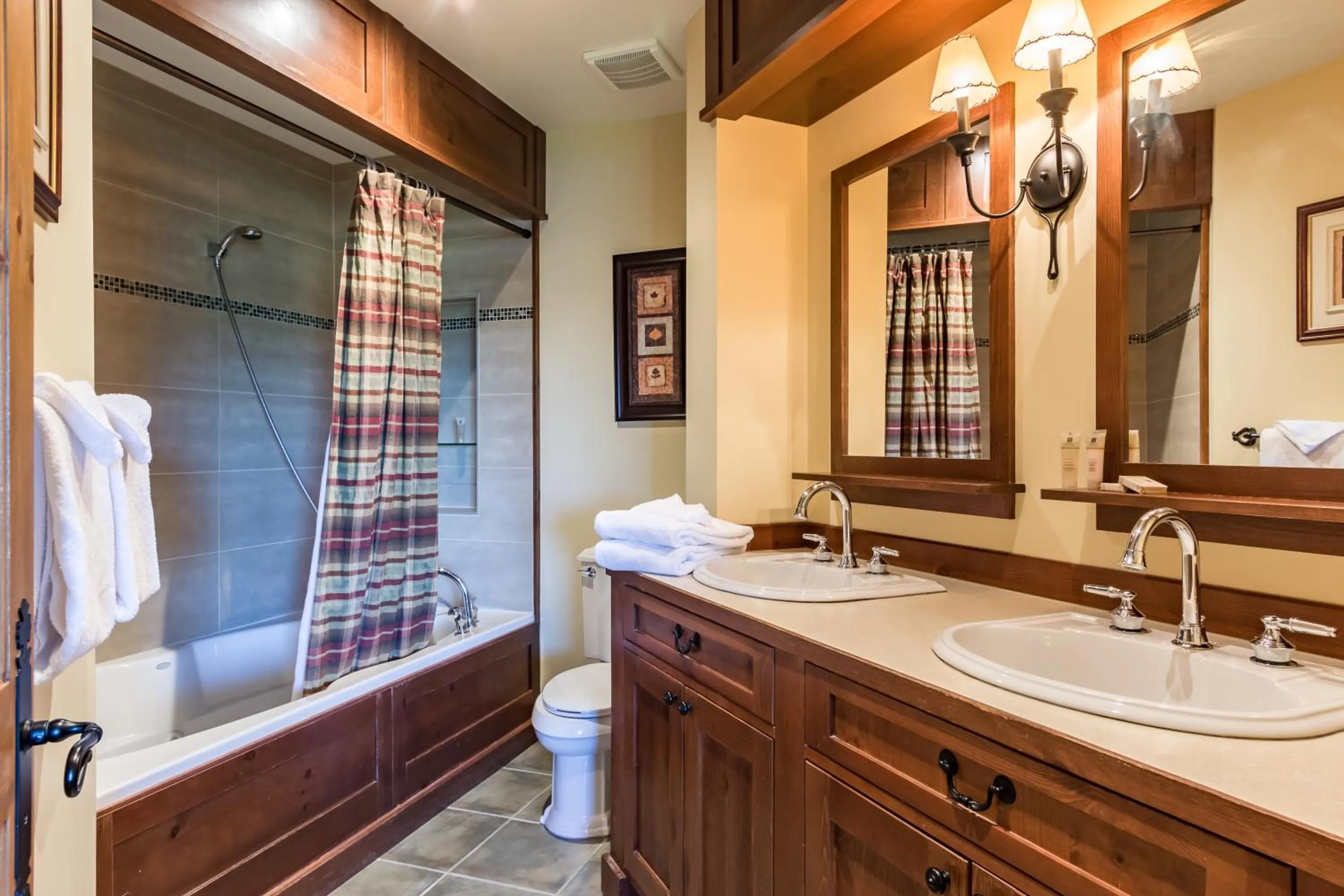 Bathroom in L'Équinoxe Rendez-Vous Mont-Tremblant