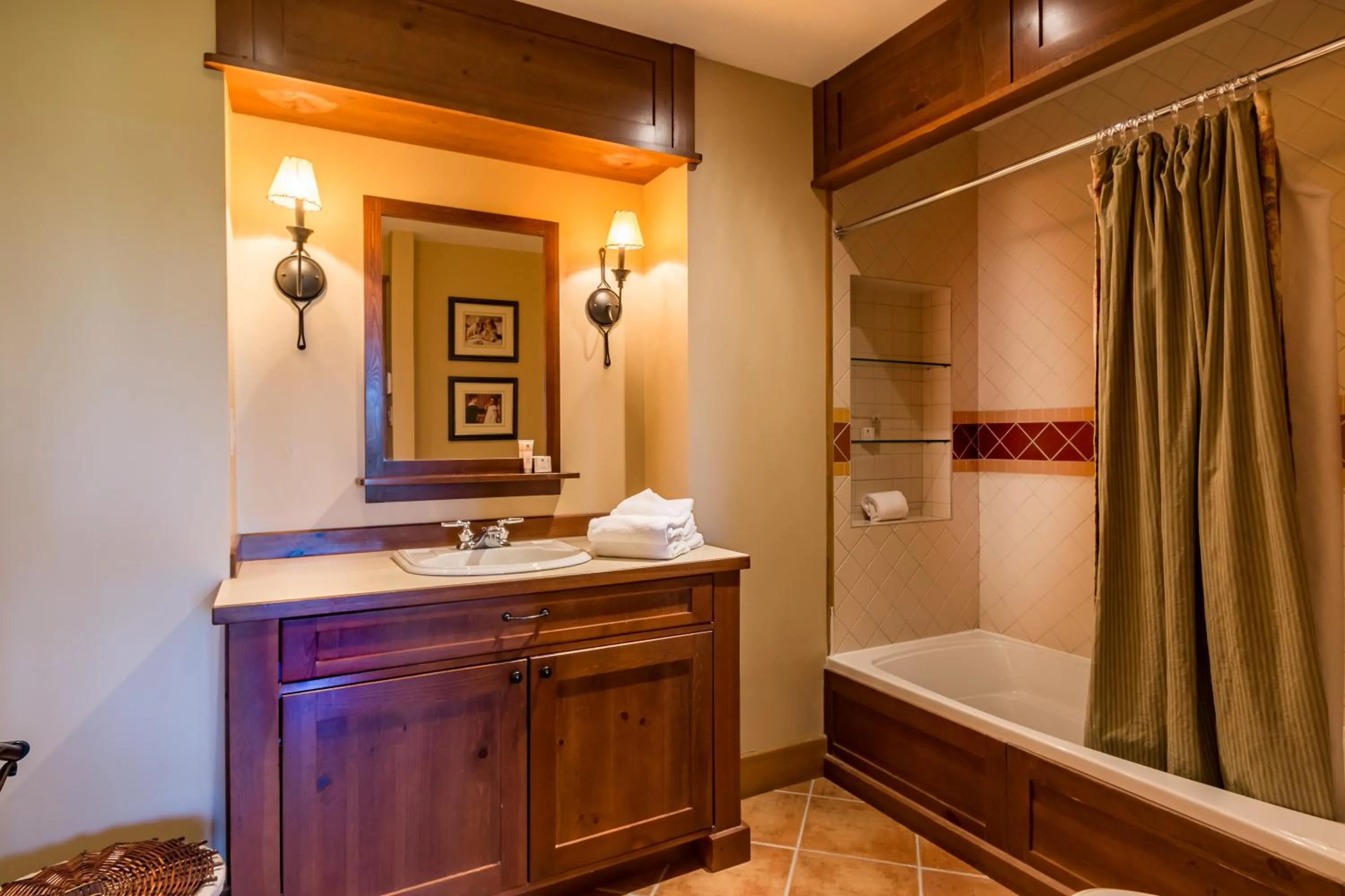 Bathroom in L'Équinoxe Rendez-Vous Mont-Tremblant