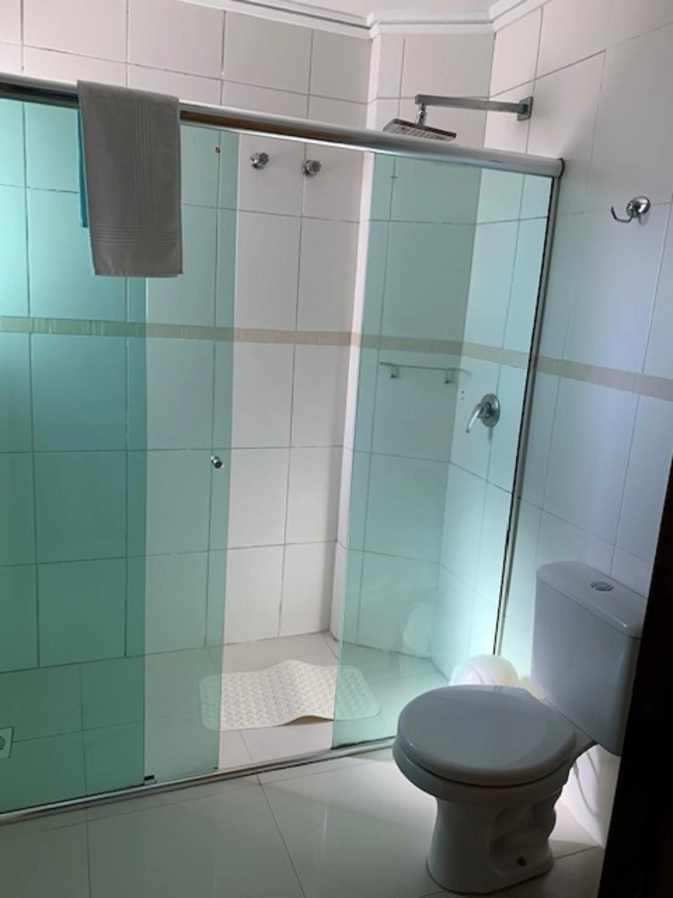 Bathroom in Emirates Hotel & Suites