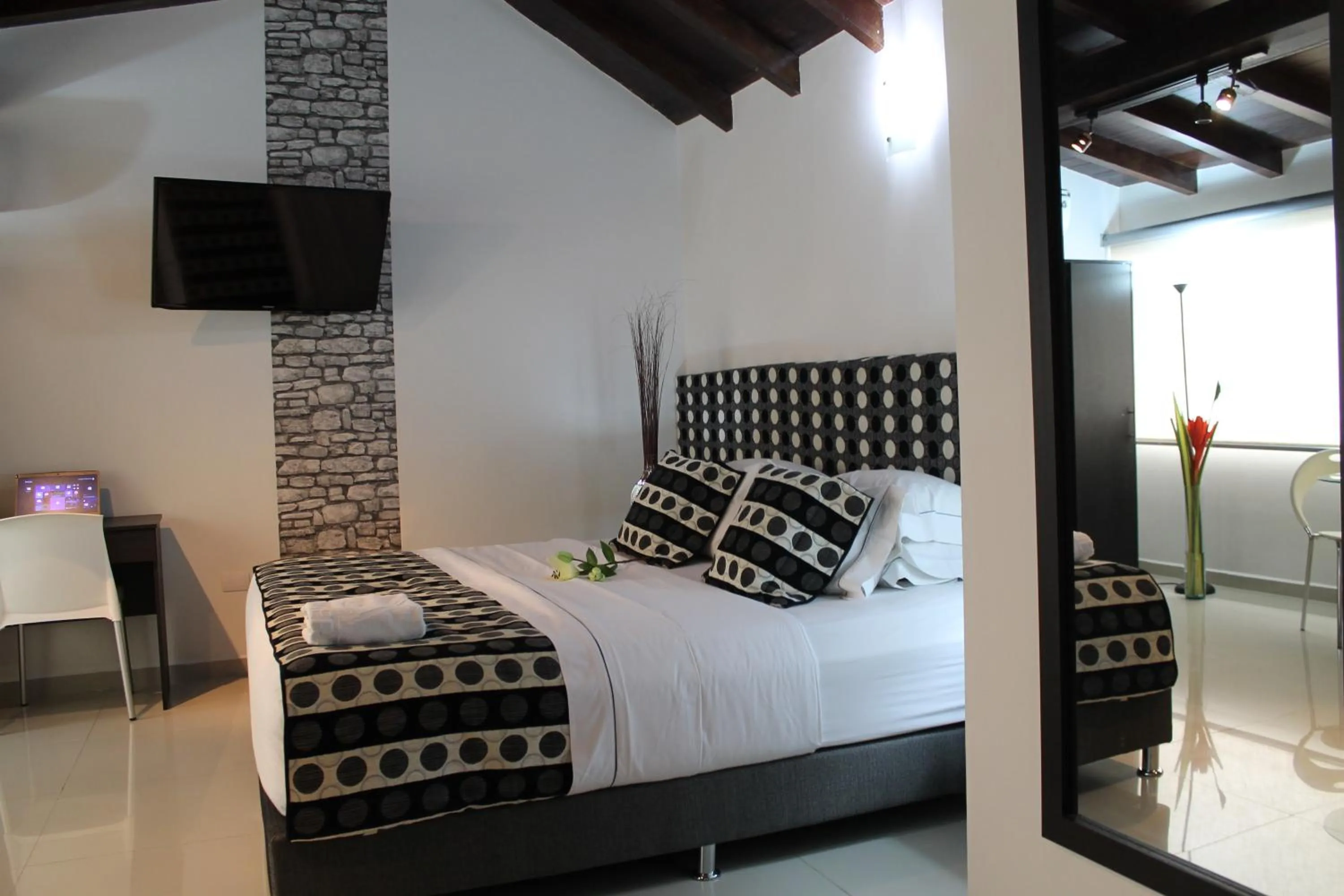 Bedroom, Bed in La Cabrera Hotel Boutique