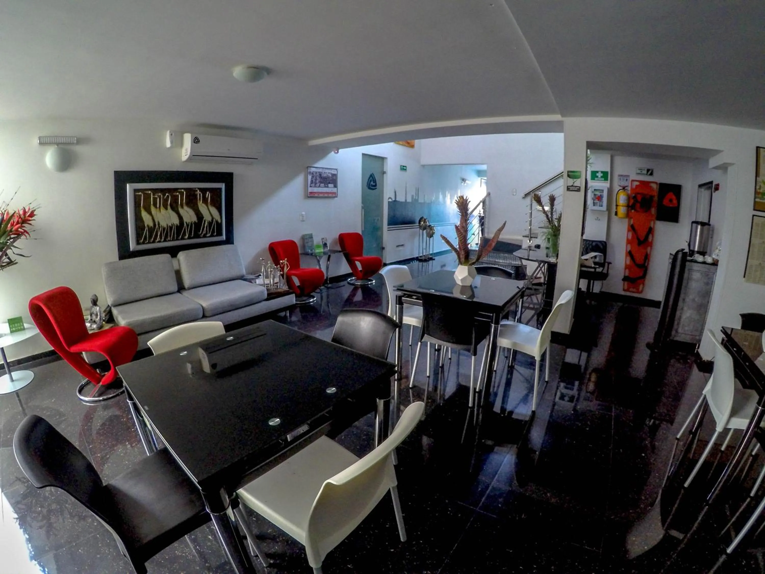 Dining area in La Cabrera Hotel Boutique