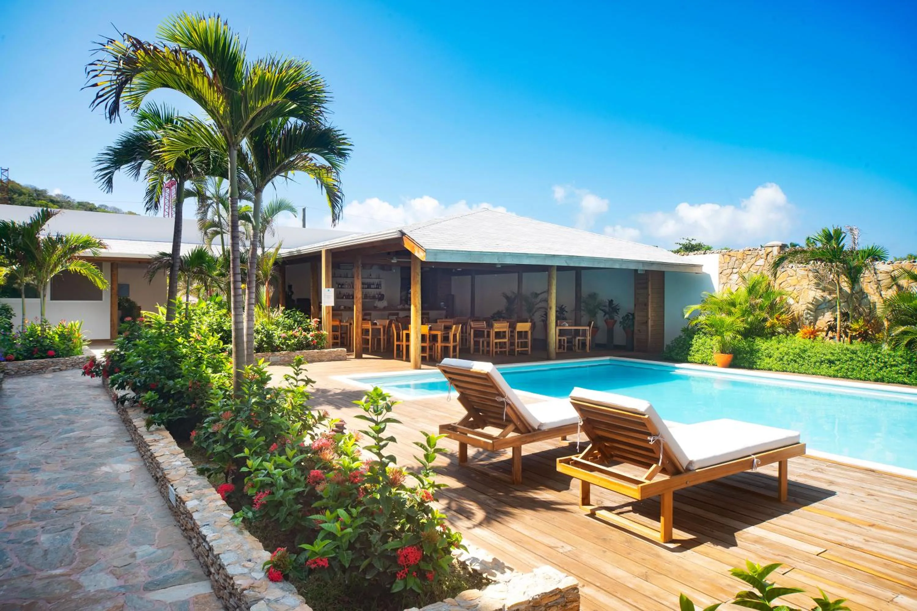 Swimming pool in Naboo Resort & Dive Center - Adults Only