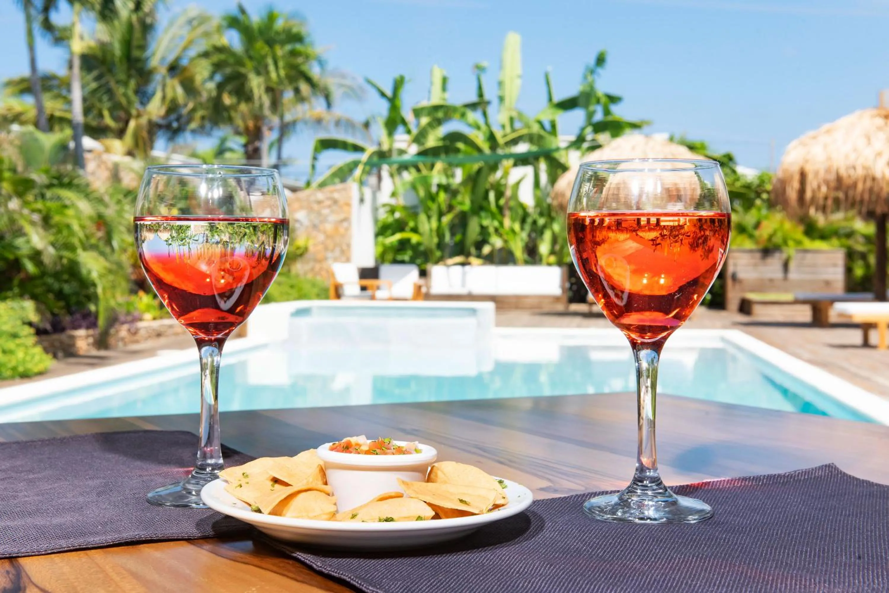 Restaurant/places to eat in Naboo Resort & Dive Center - Adults Only