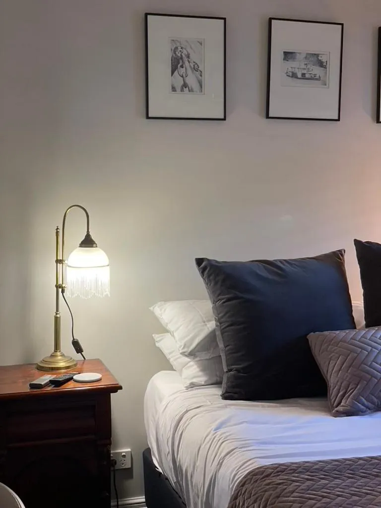 Bed in CocknBull Boutique Hotel Echuca