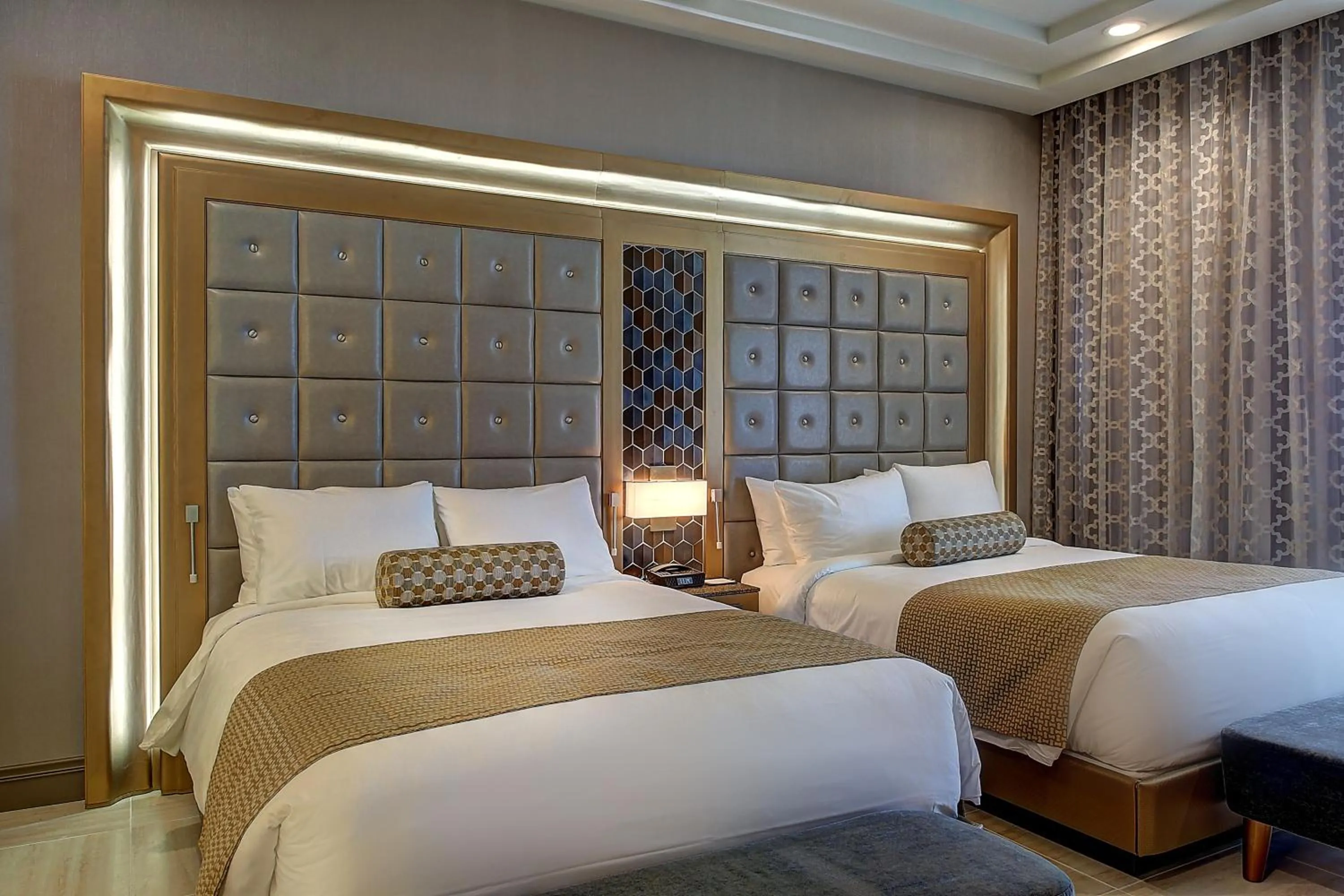 Bedroom, Bed in LeoPalace Resort Guam