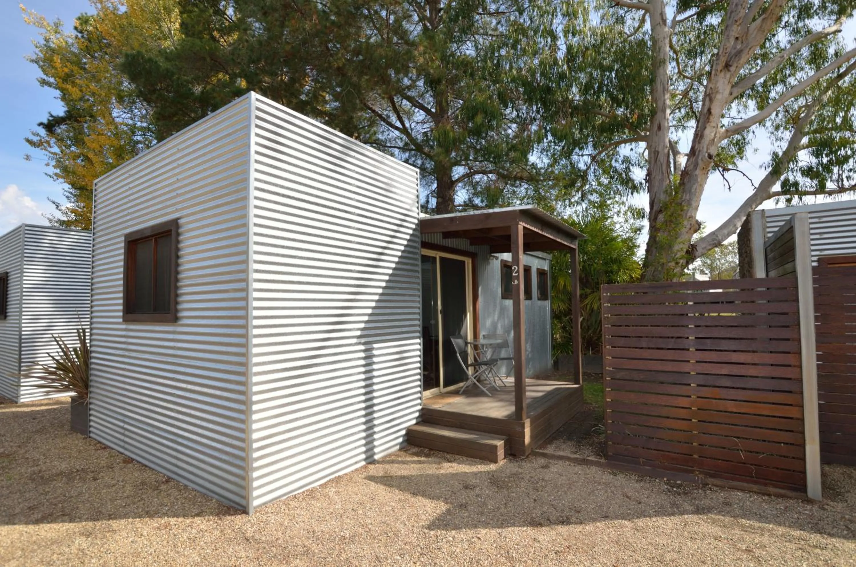 Property building in Myrtleford Motel on Alpine