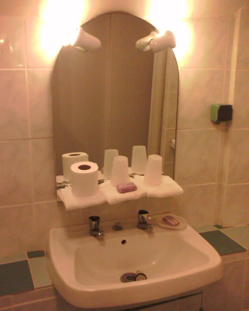 Bathroom in Maison de la Loire