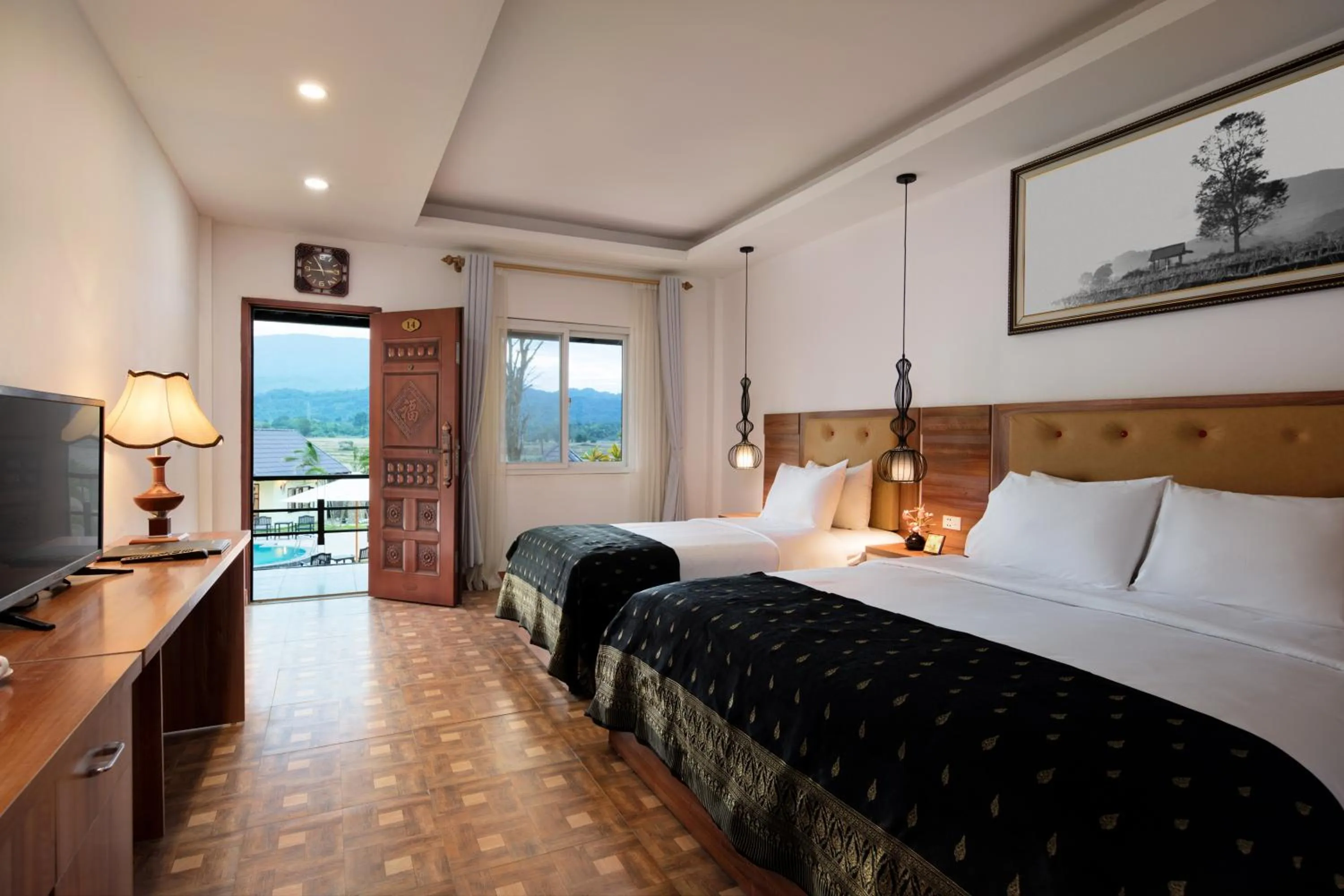 Photo of the whole room, Bed in Sansan Resort