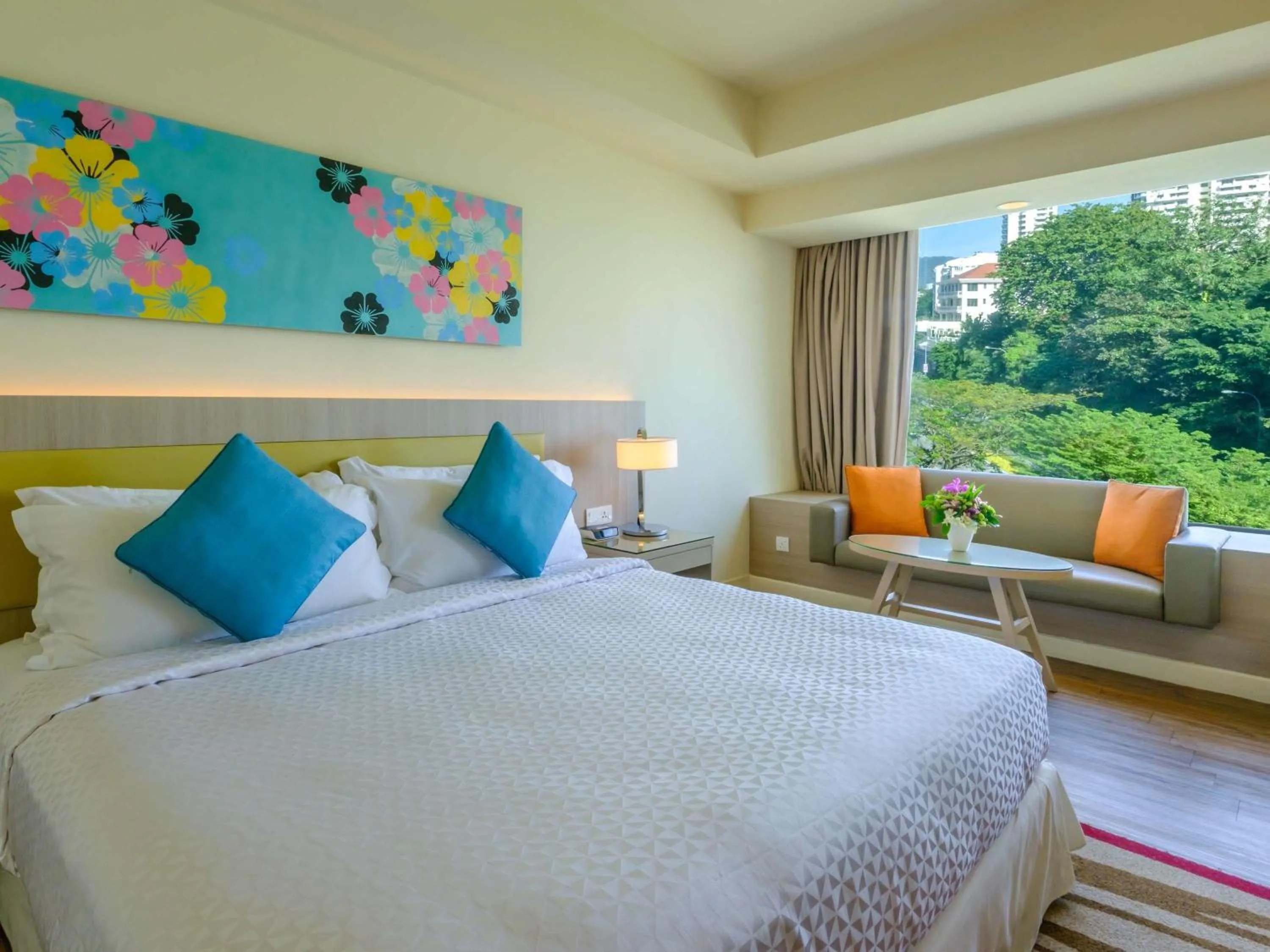 Bedroom, Bed in Mercure Penang Beach