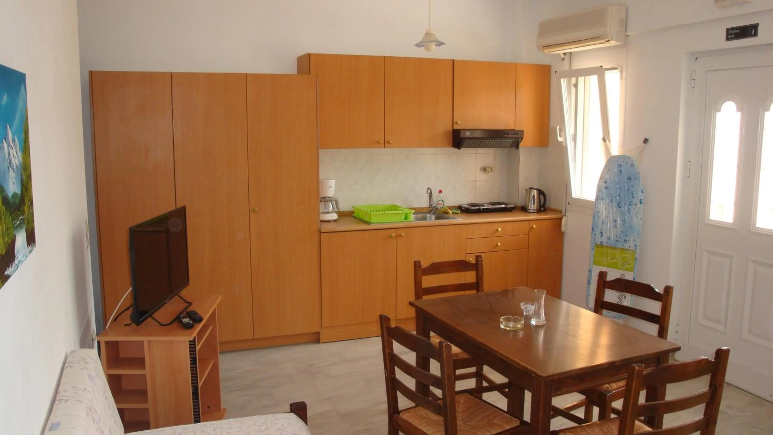 Kitchen or kitchenette in Calamon Apartments