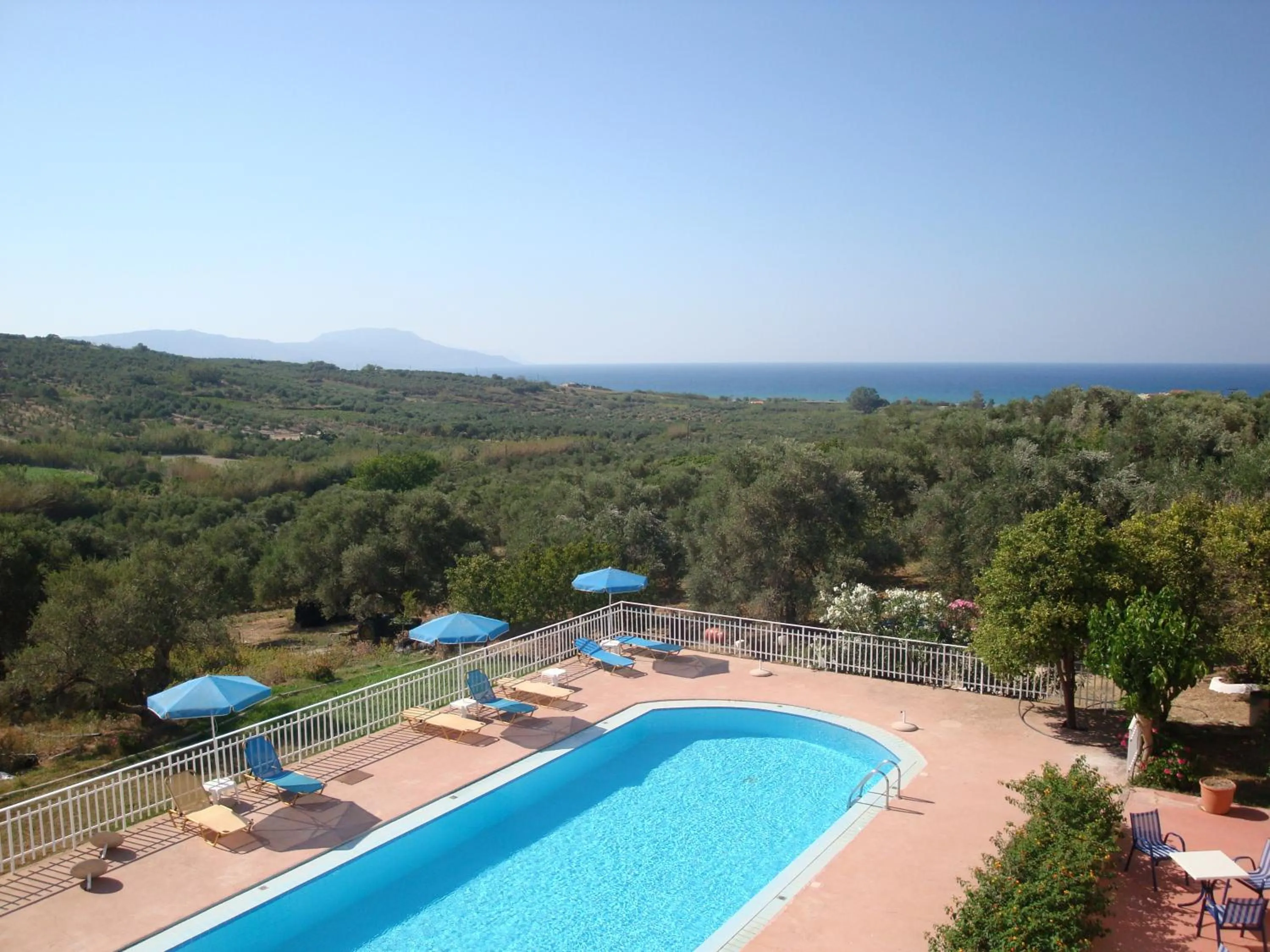 Swimming pool in Calamon Apartments