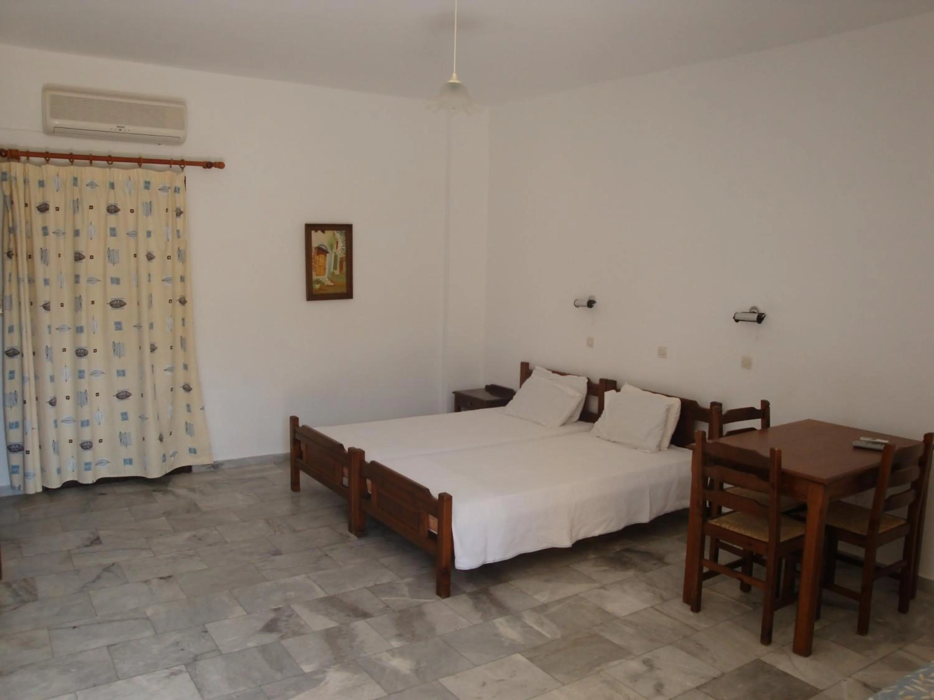 Bed in Calamon Apartments