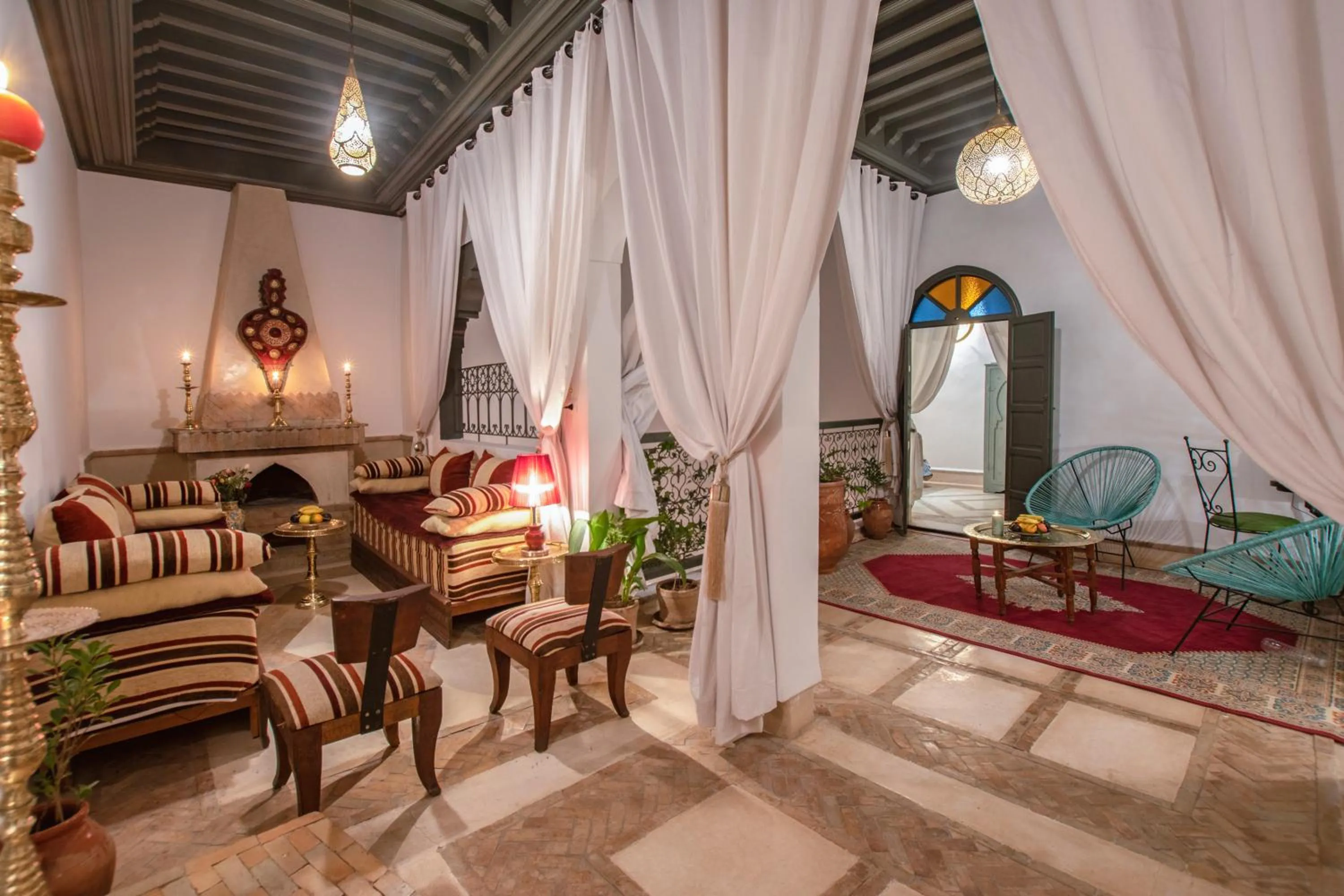 Living room in Riad dar El Arsa Rooftop & jacuzzi
