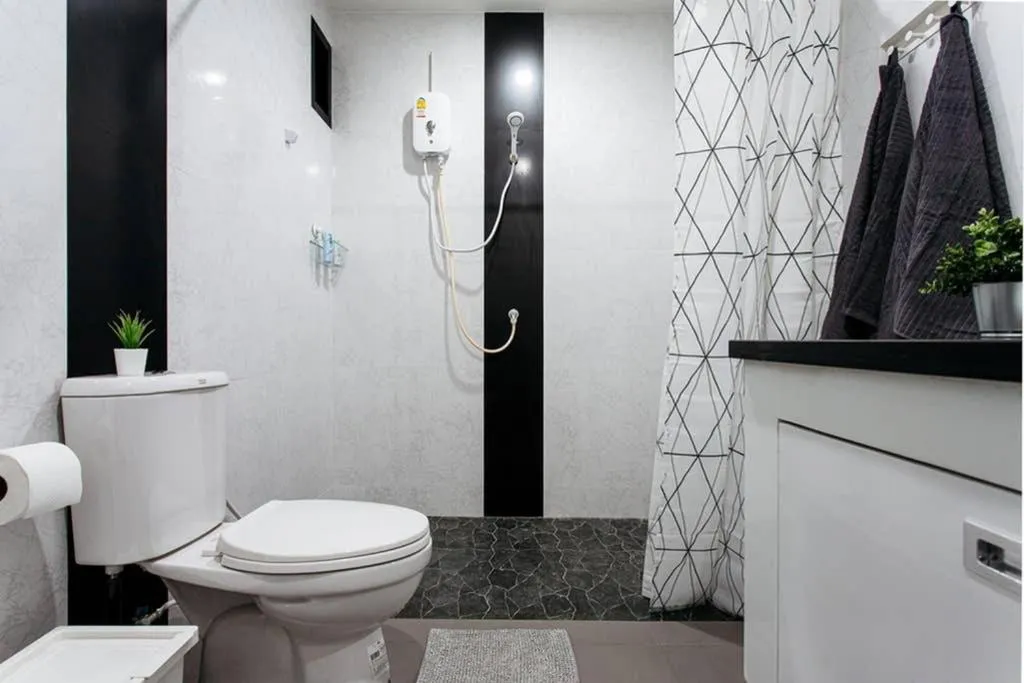 P4 Silom Large 2beds full kitchen WIFI 4-6pax