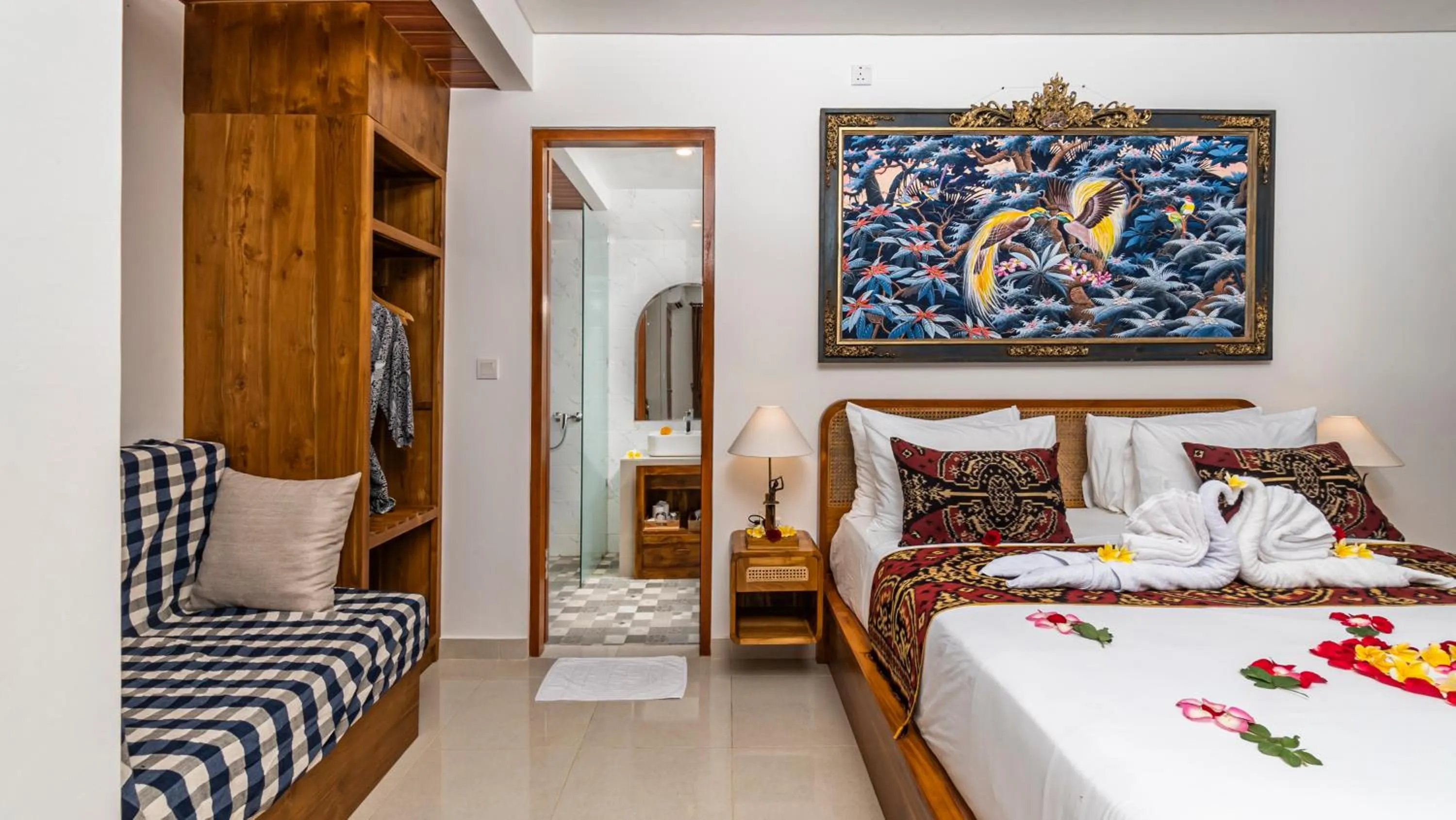 Bed in Putih DCarik Ubud