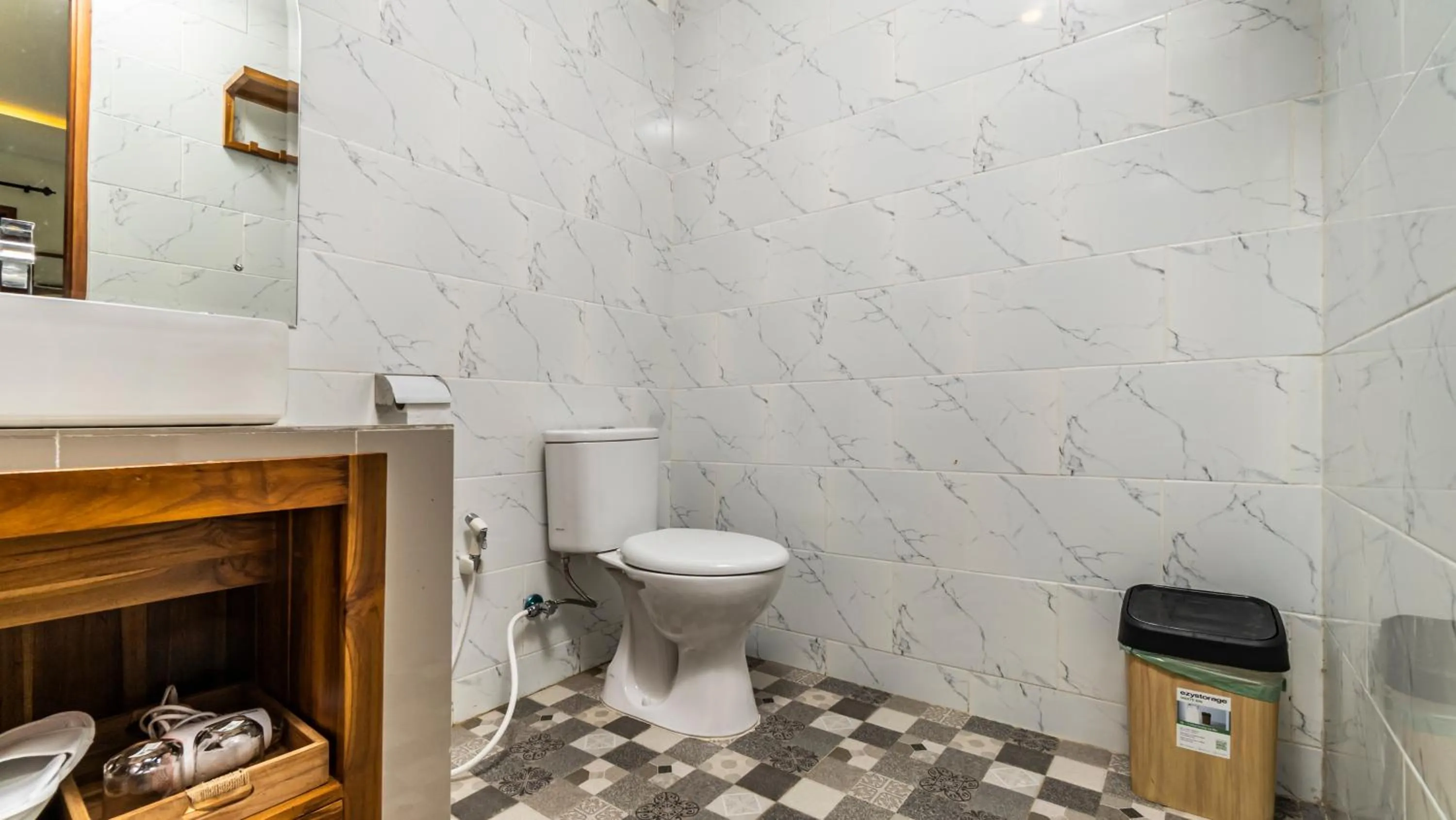 Toilet in Putih DCarik Ubud