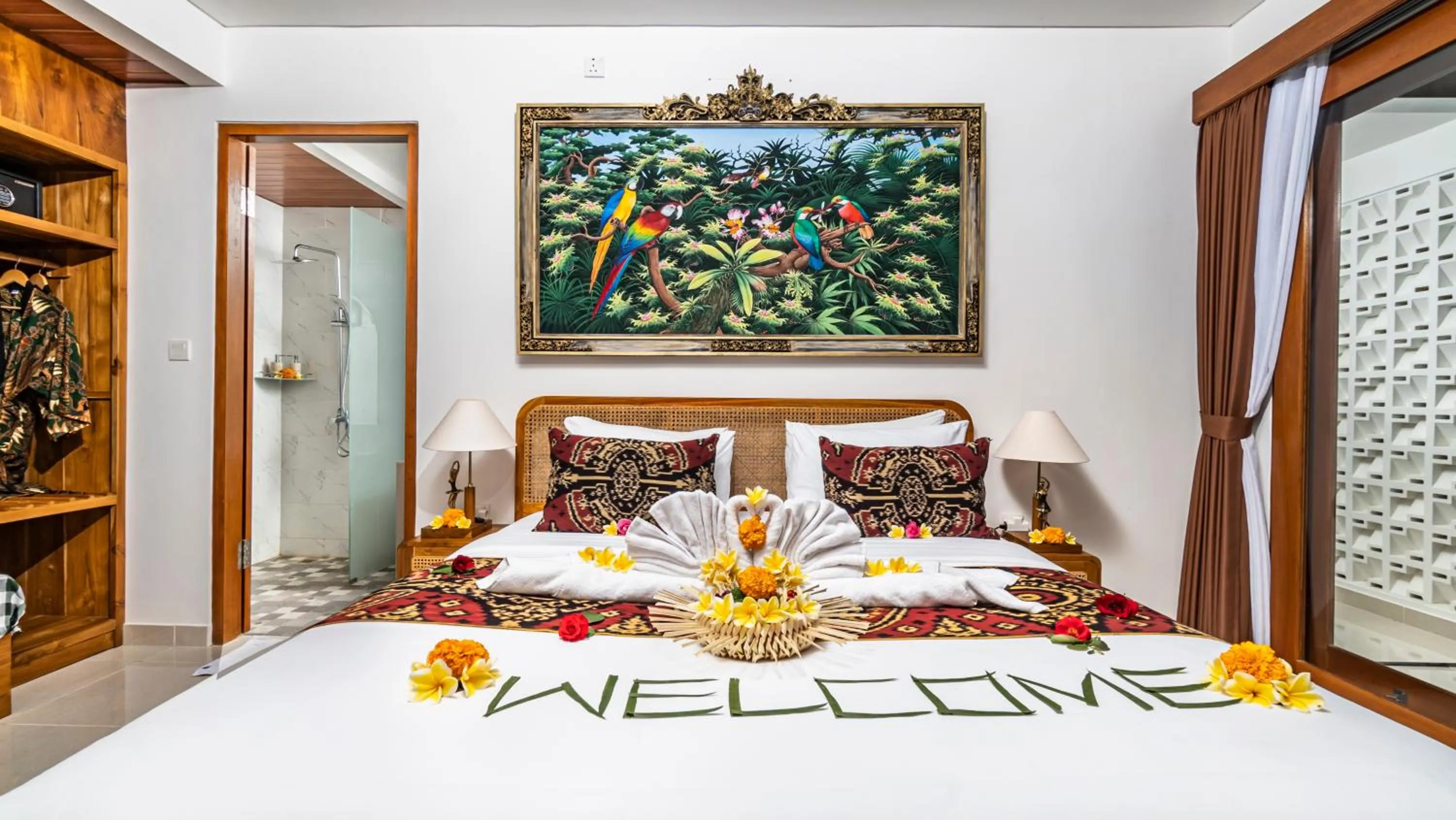 Bed in Putih DCarik Ubud