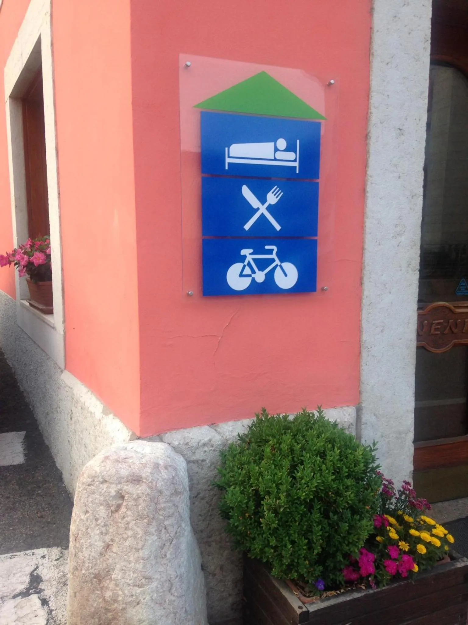 Decorative detail in Albergo Ristorante Da Neni