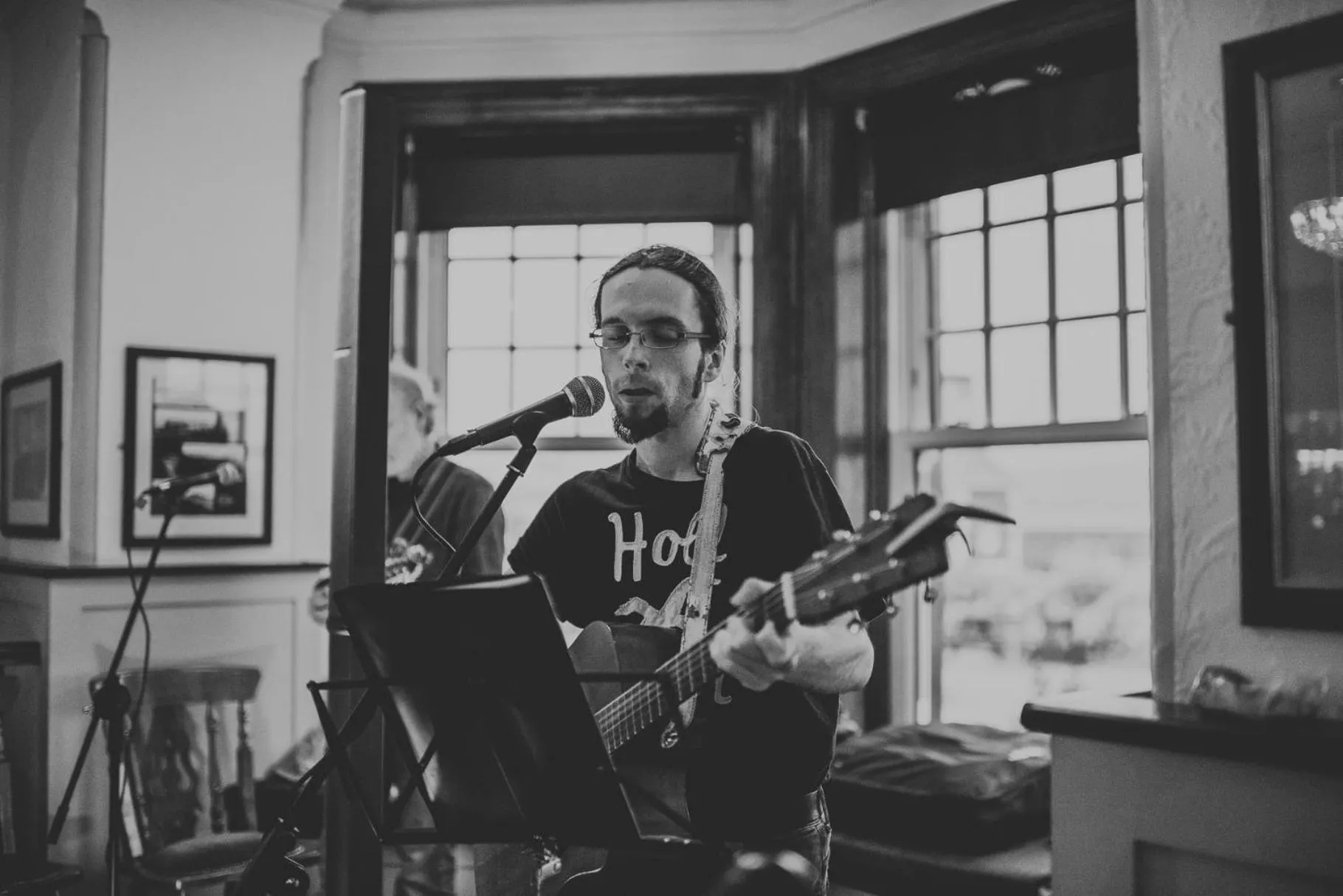 Evening entertainment in Royal Valentia Hotel