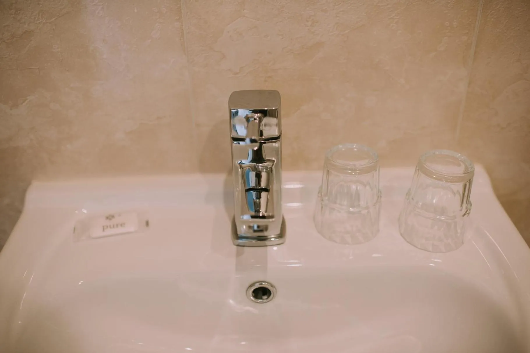 Bathroom in Royal Valentia Hotel