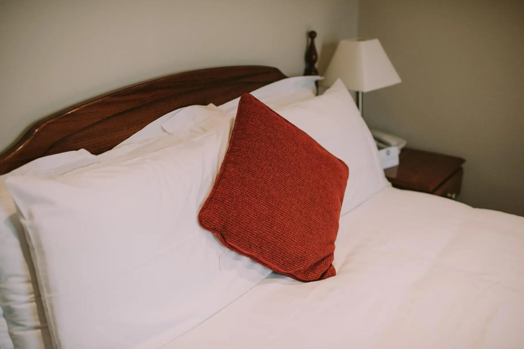 Bed in Royal Valentia Hotel