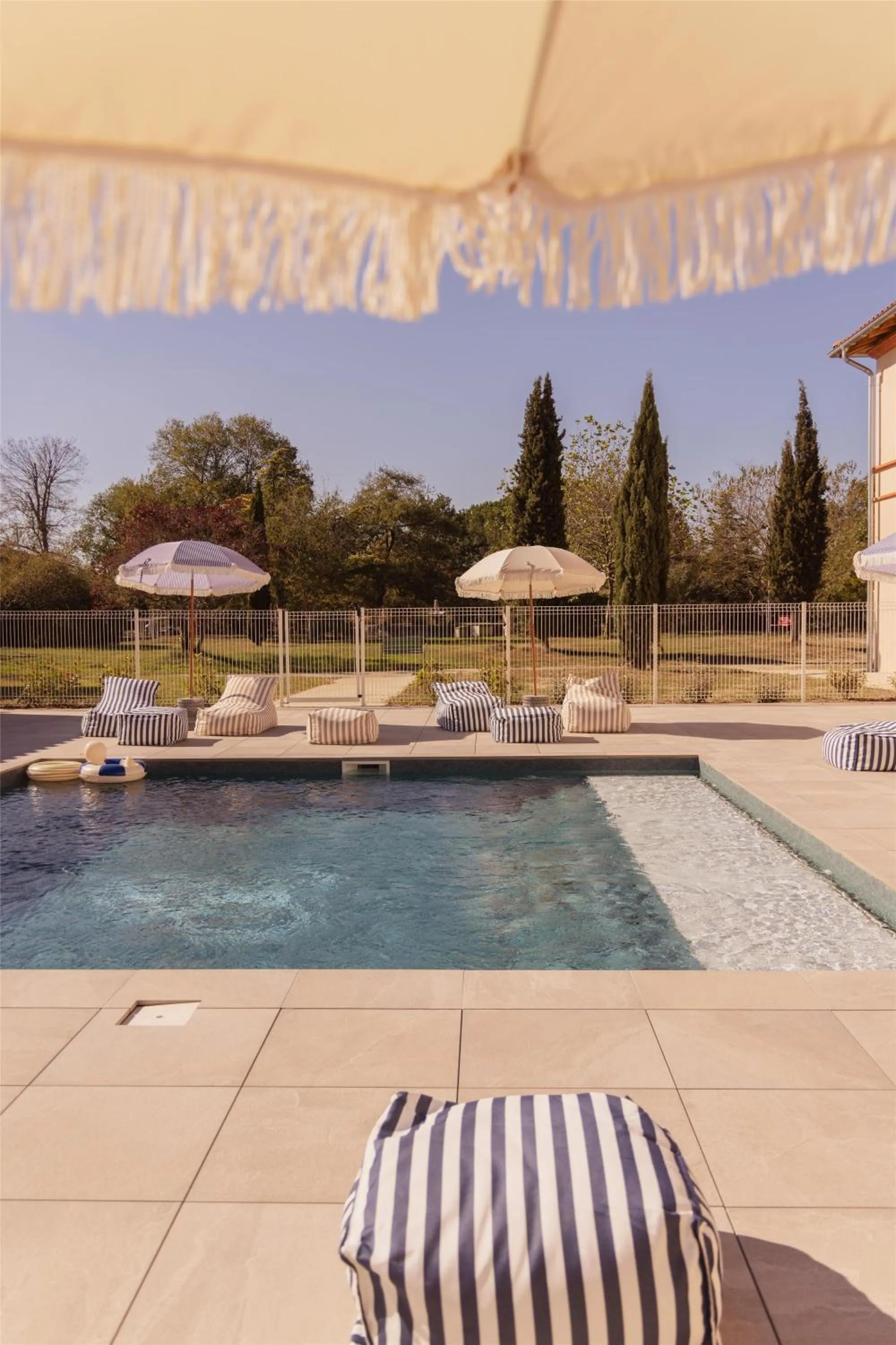 Pool view in Best Western Plus Le Canard sur le Toit