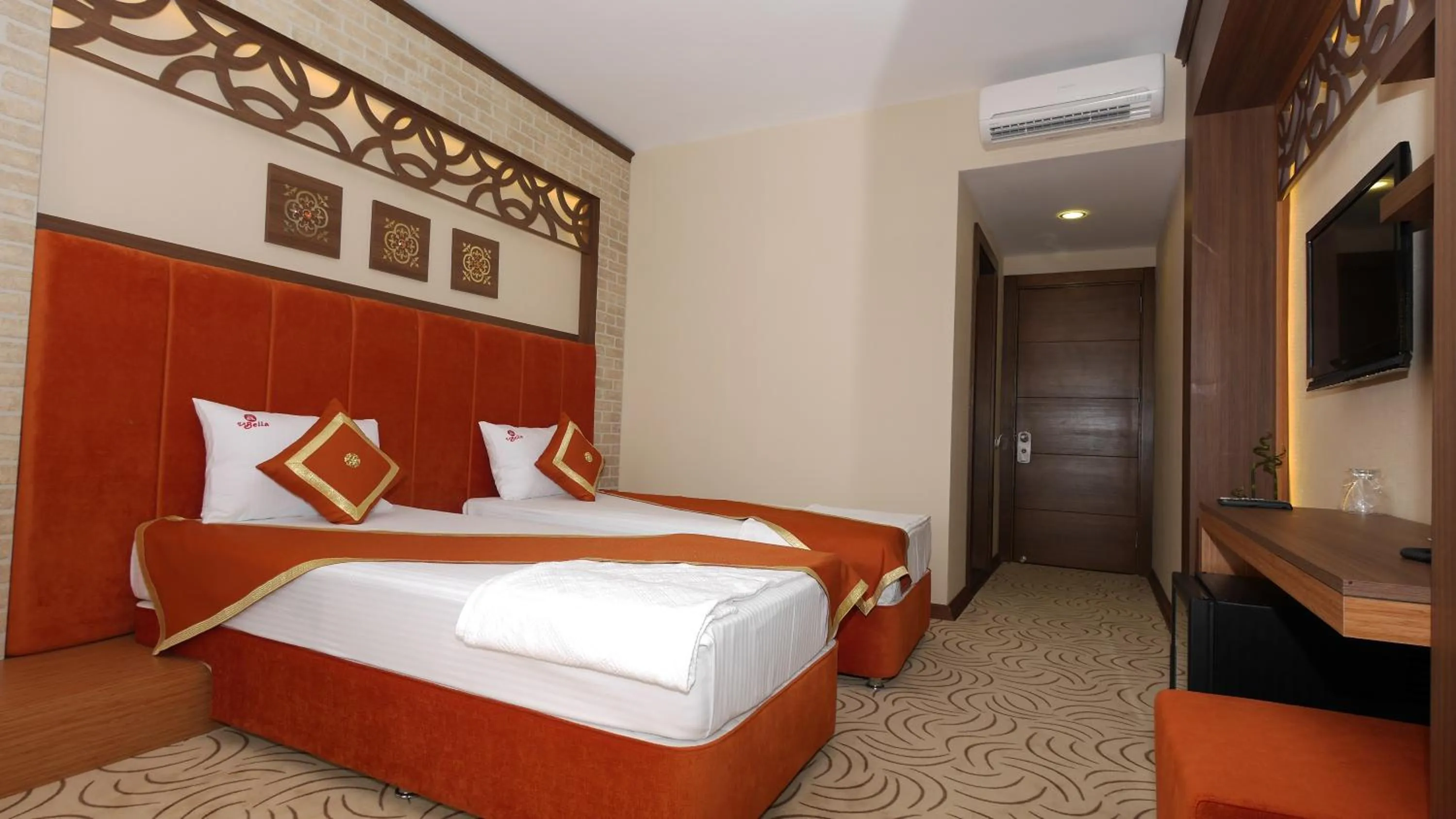 Bed in Hotel Labella Bergama