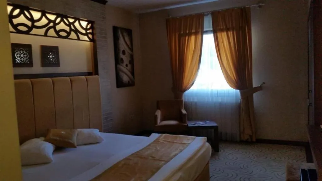 Bed in Hotel Labella Bergama