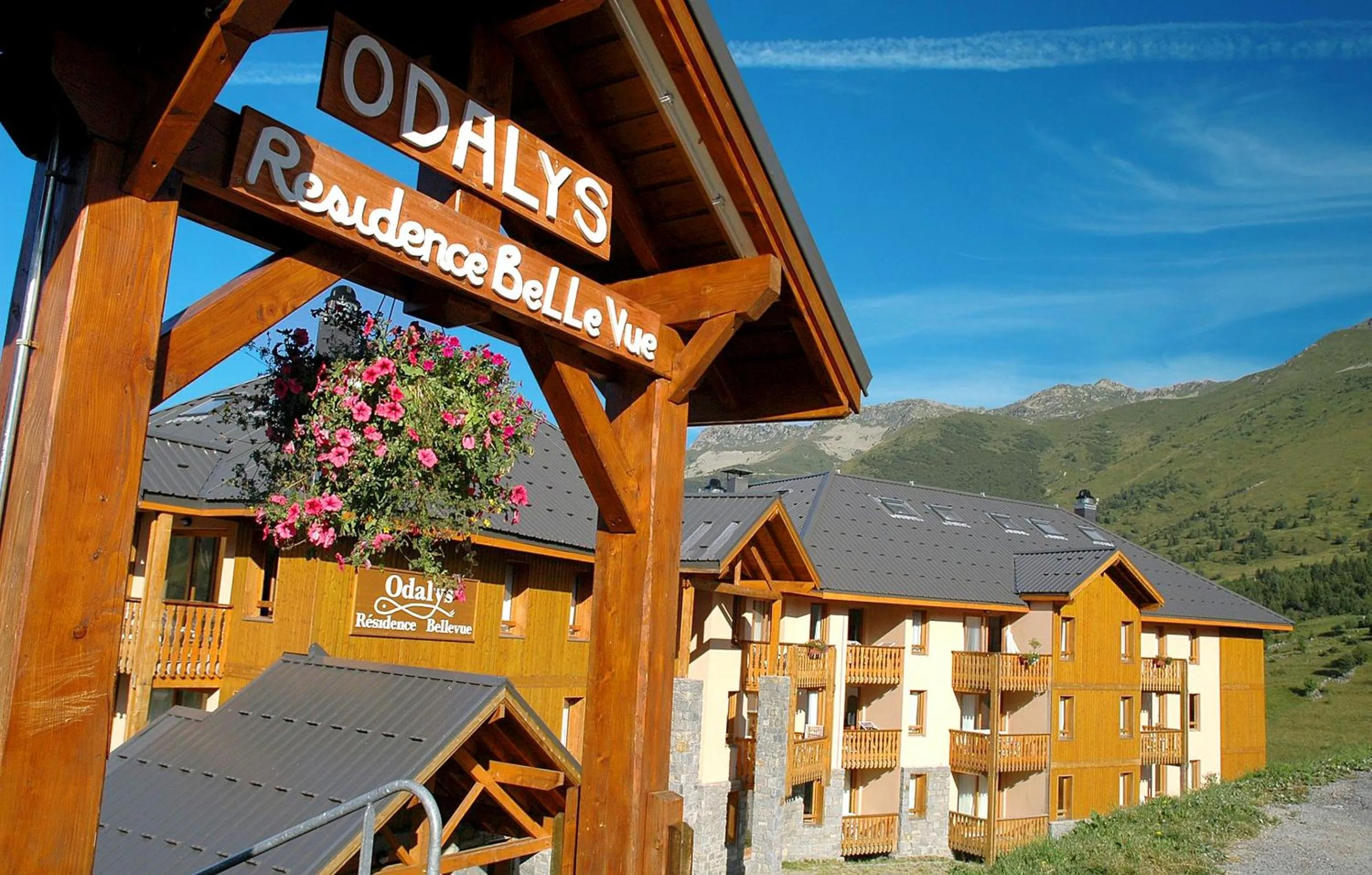 Facade/entrance in Résidence Odalys Belle Vue