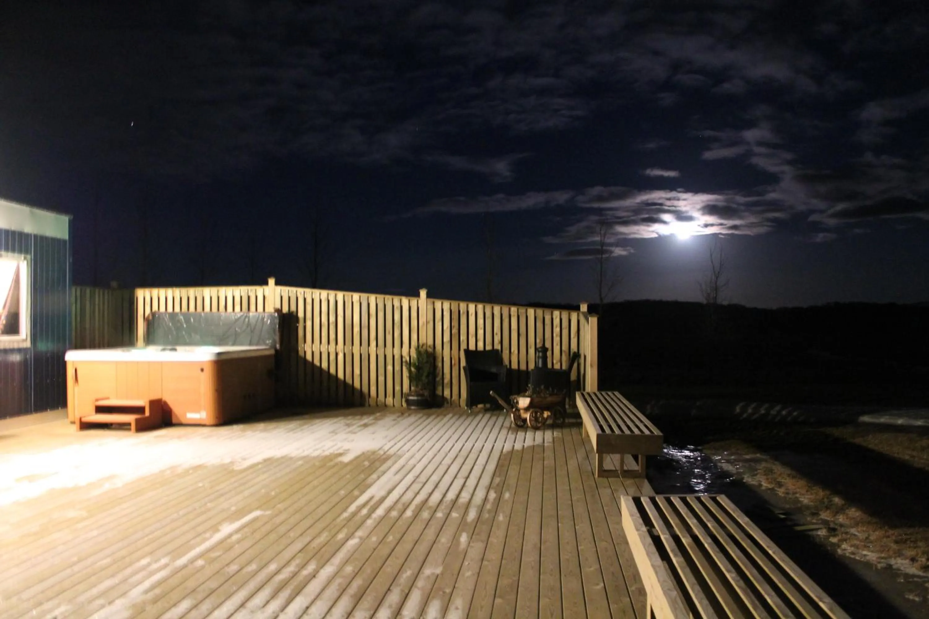 Night in Hestaland Guesthouse Horse Farm Stay