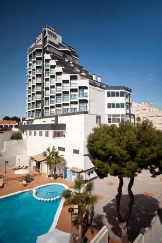 Swimming pool in La Familia Gallo Rojo