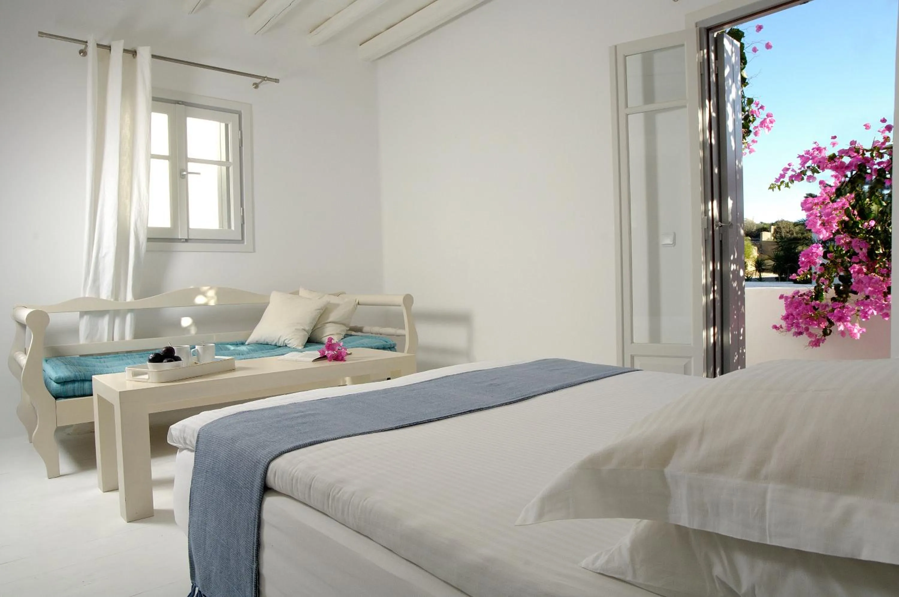 Bedroom, Bed in Kapetan Tasos Suites