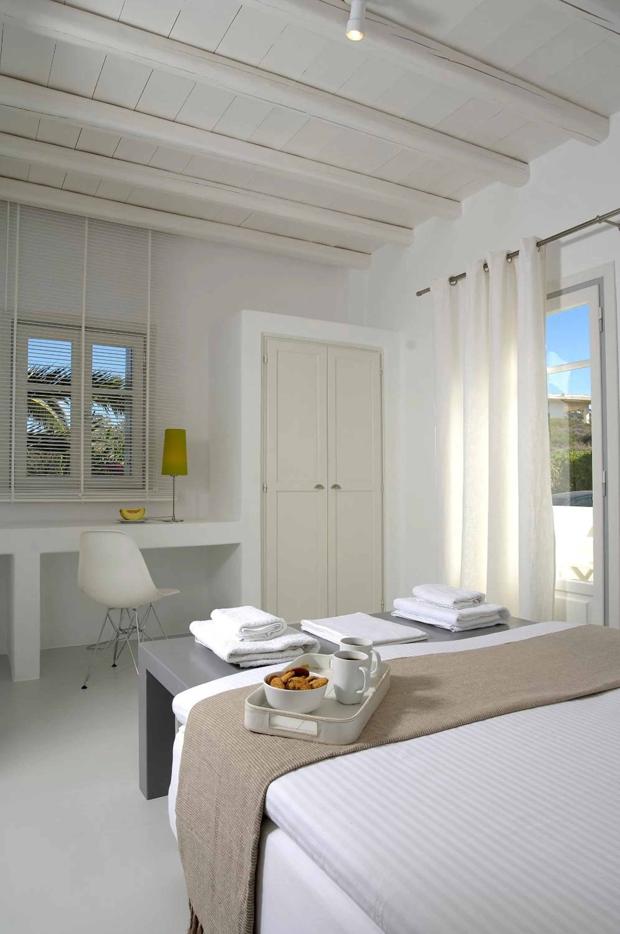 Bedroom, Bed in Kapetan Tasos Suites