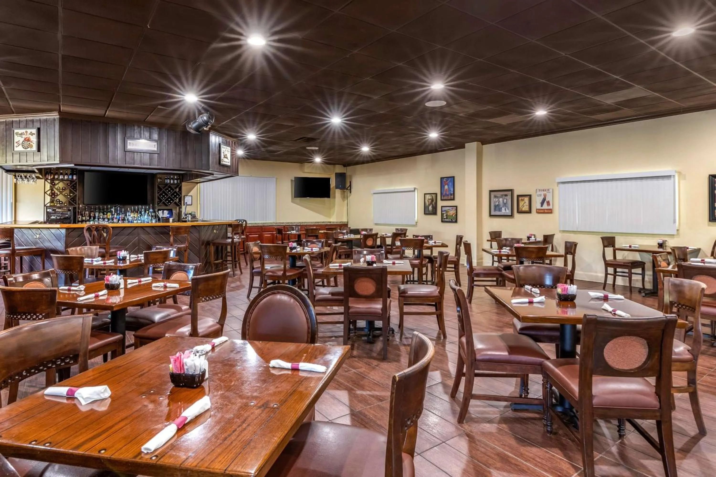 Lounge or bar in Hilton Vacation Club The Historic Powhatan Williamsburg