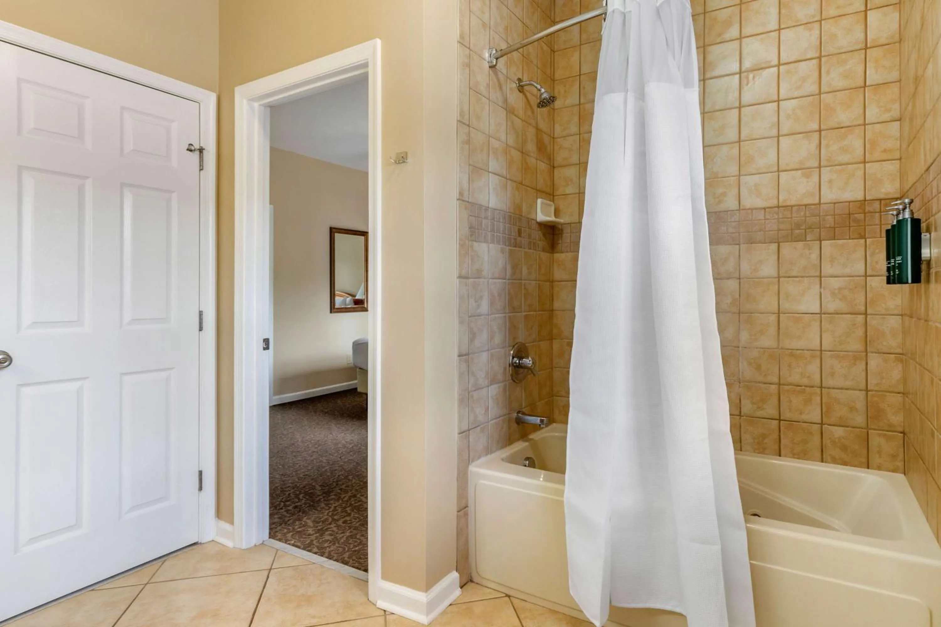 Bathroom in Hilton Vacation Club The Historic Powhatan Williamsburg