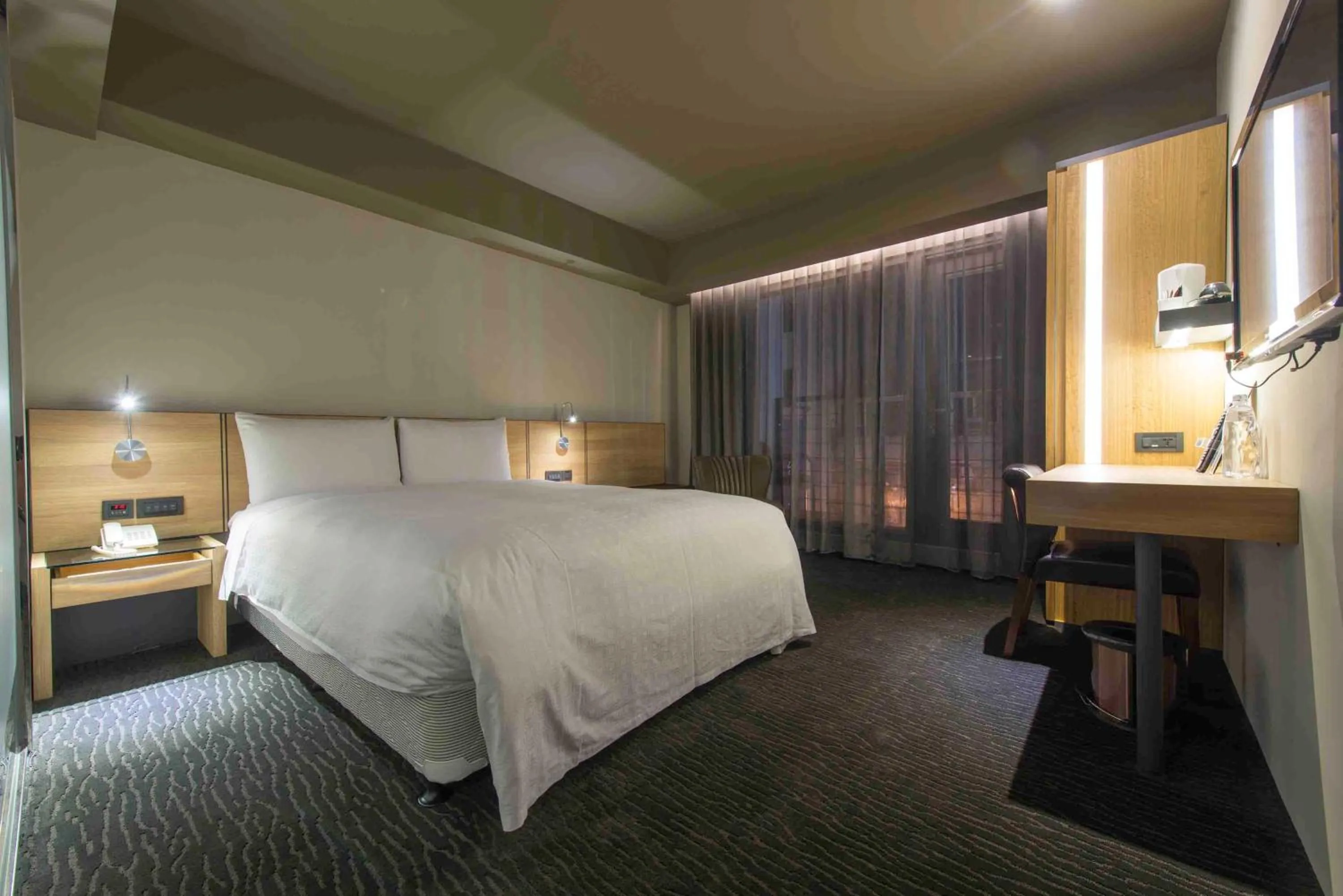 Photo of the whole room, Bed in Simple + Hotel