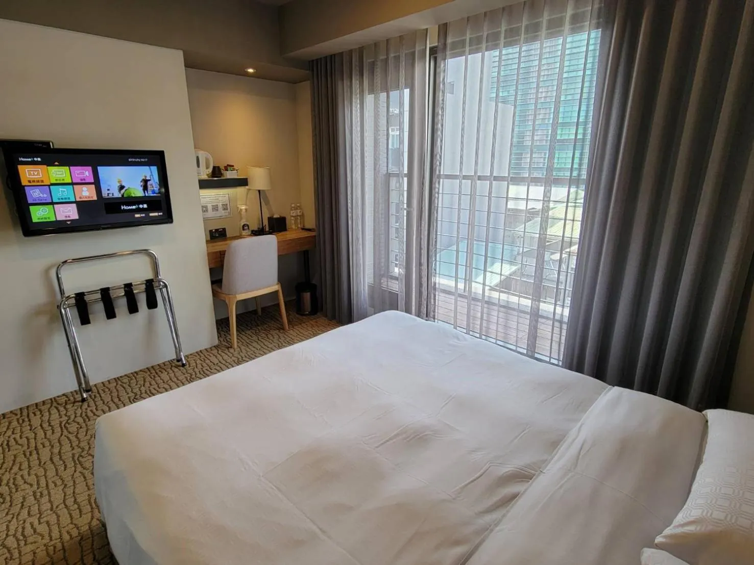 Bed in Simple + Hotel