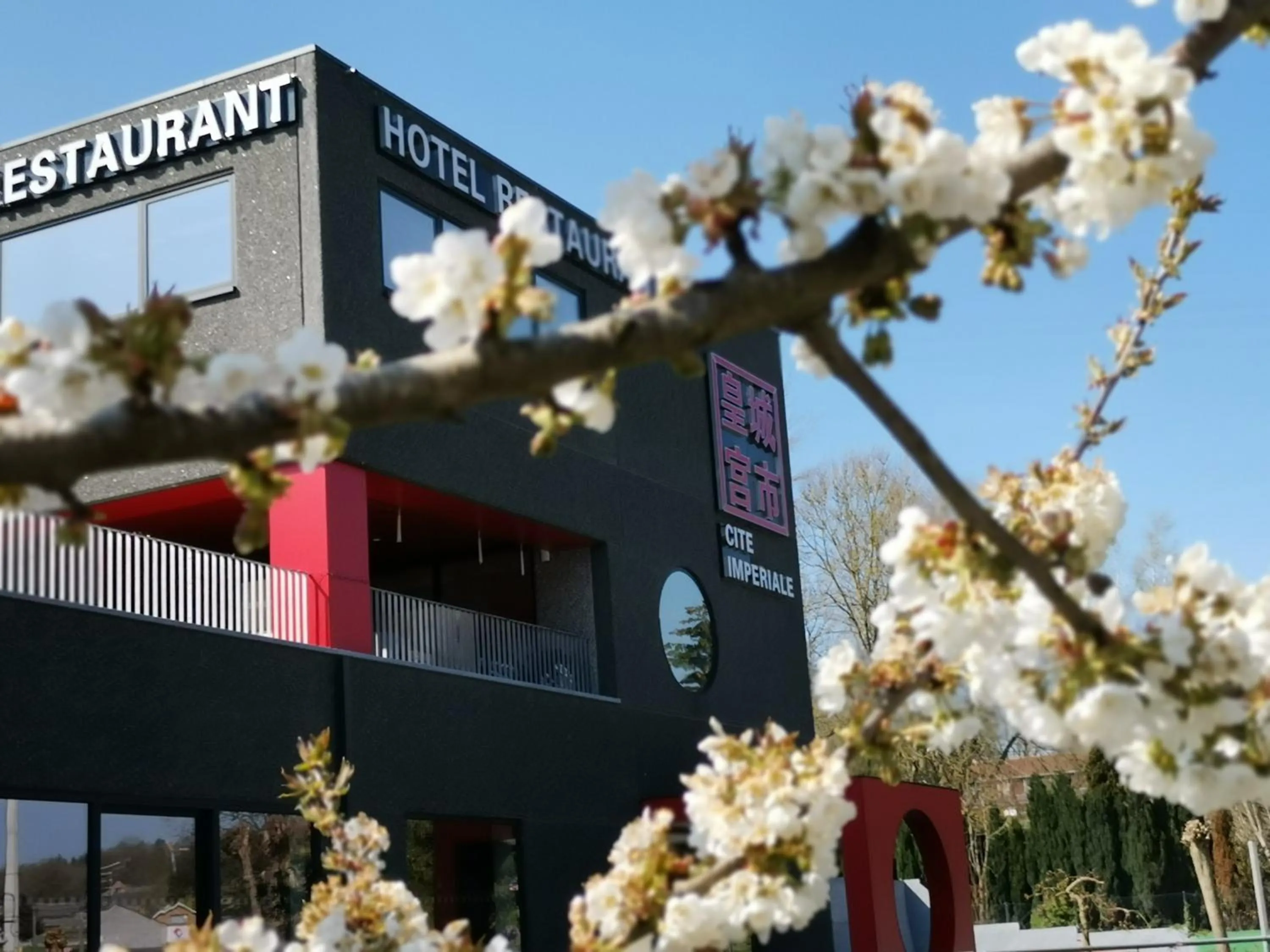 Property building in cité impériale ye