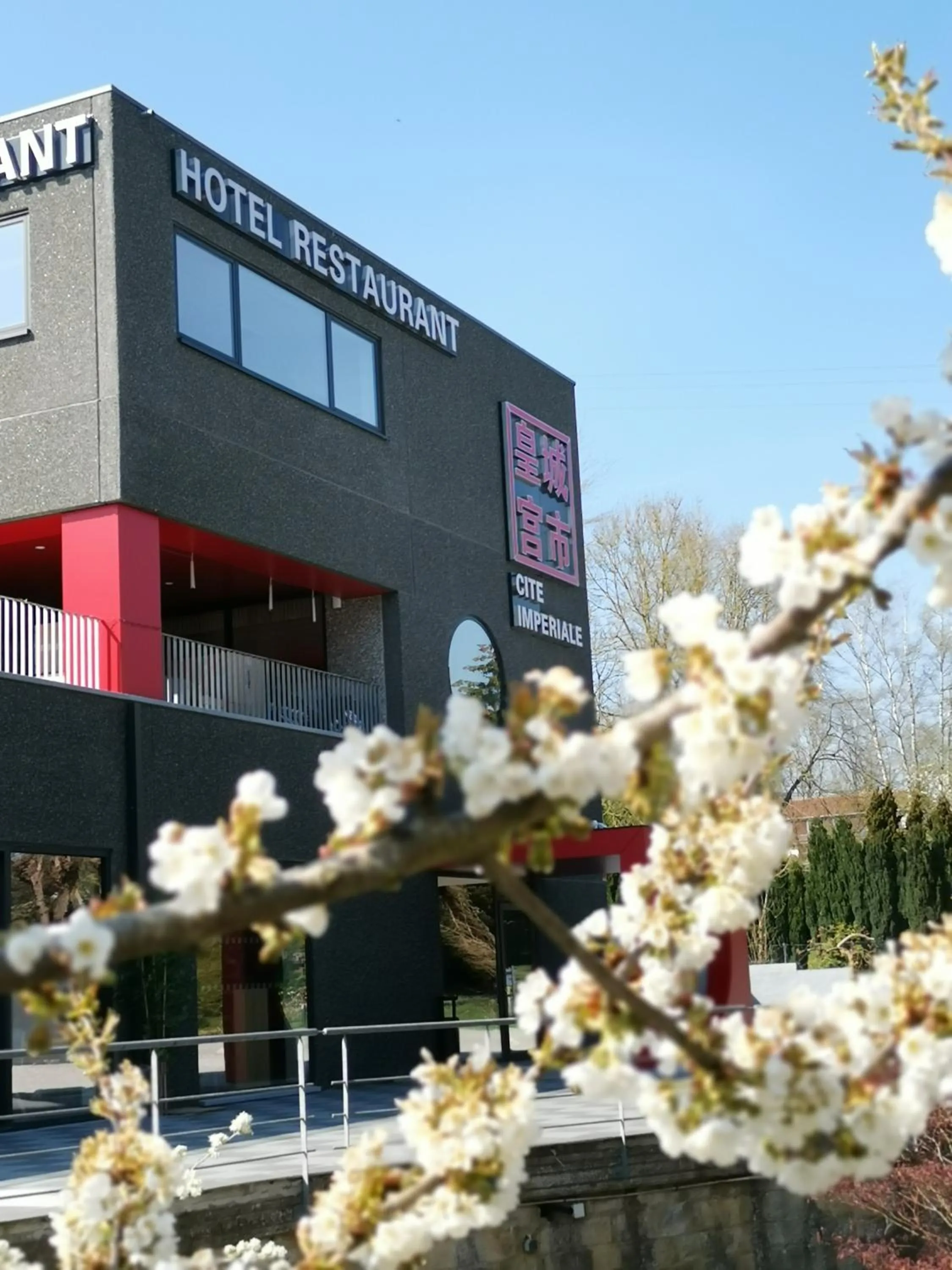 Property building in cité impériale ye