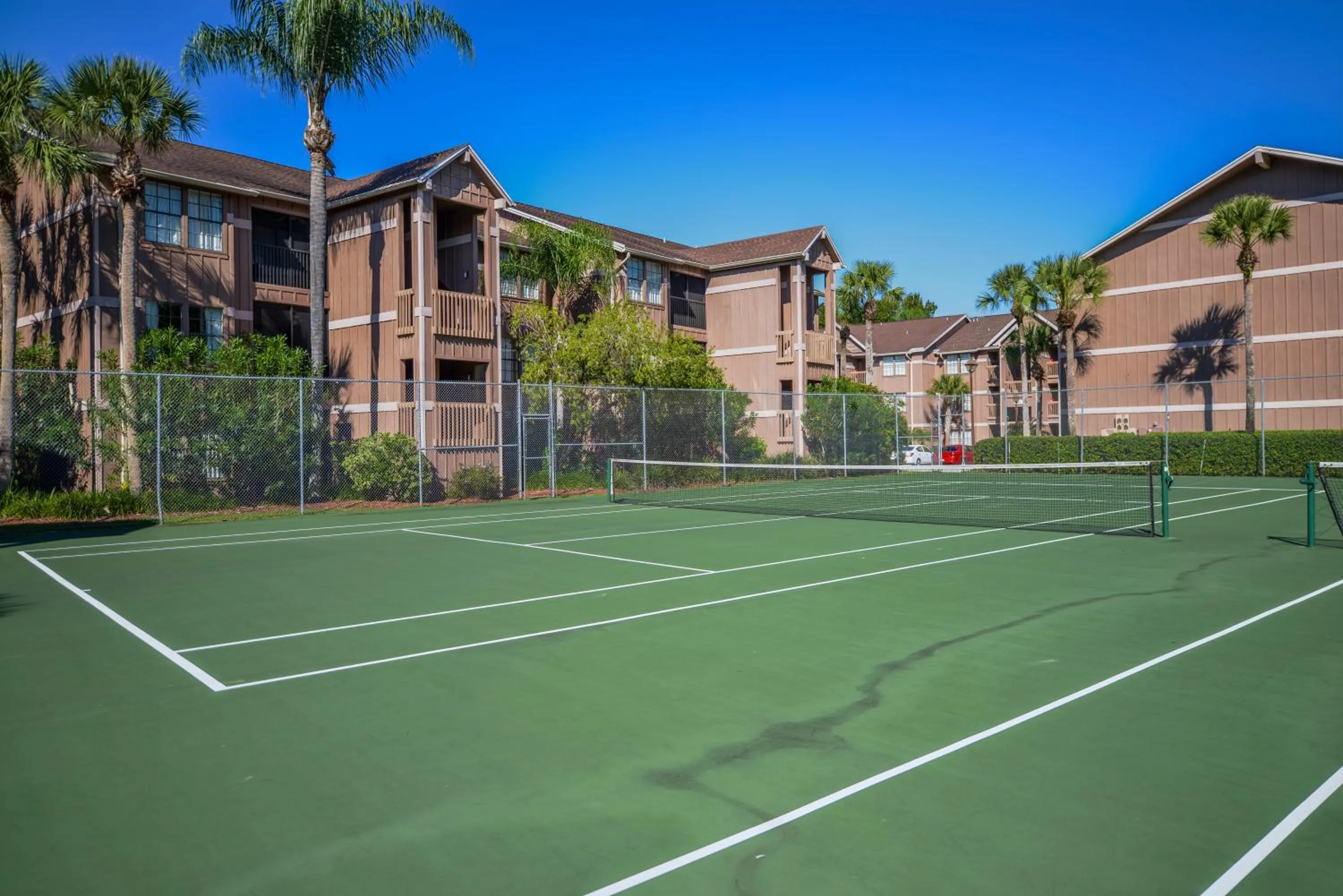 Tennis court in Hilton Vacation Club Polynesian Isles Kissimmee