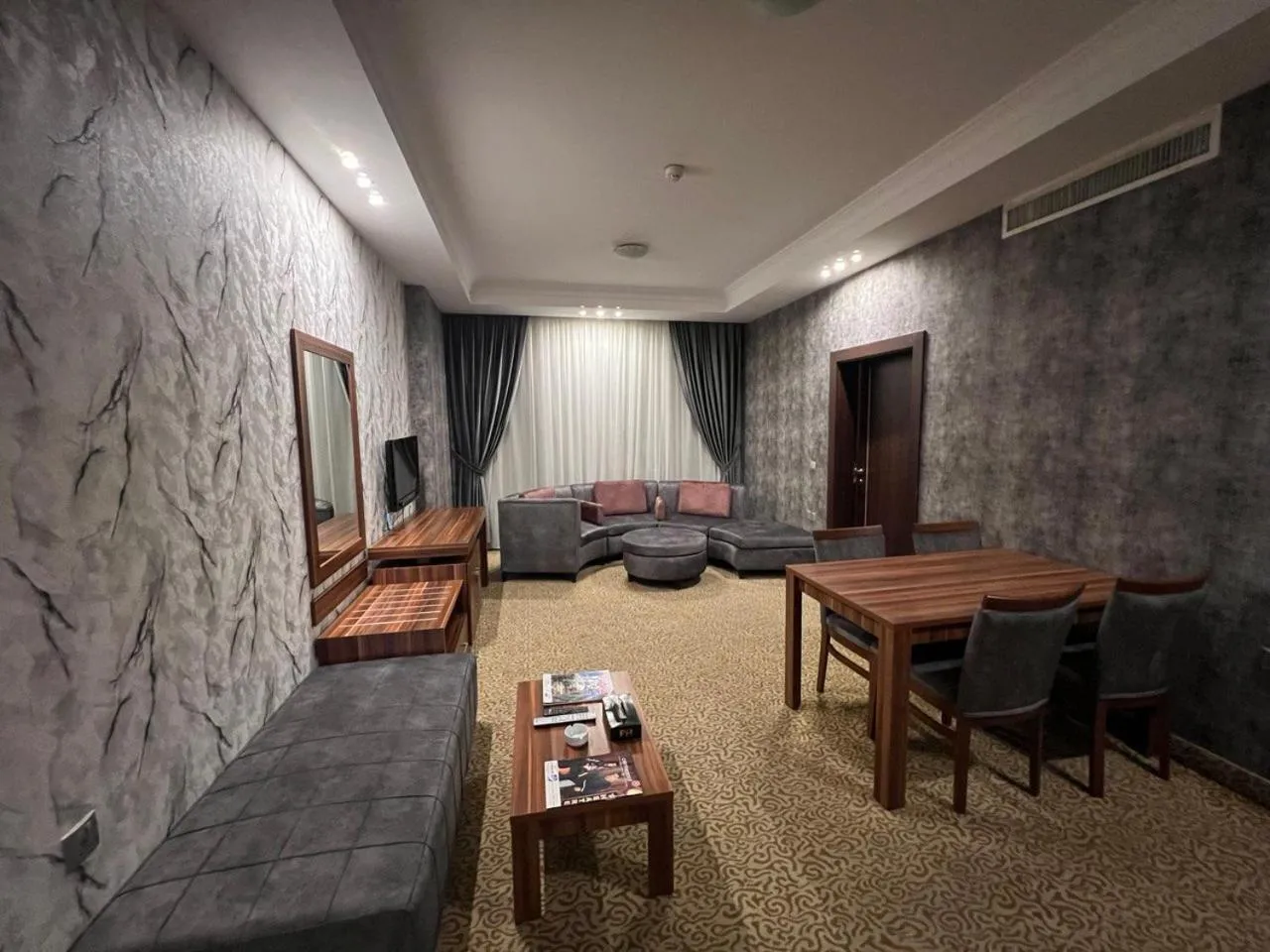 Living room in Jouhayna Hotel&Suite