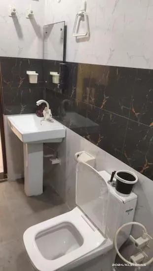 Big Brother hostel Hotel