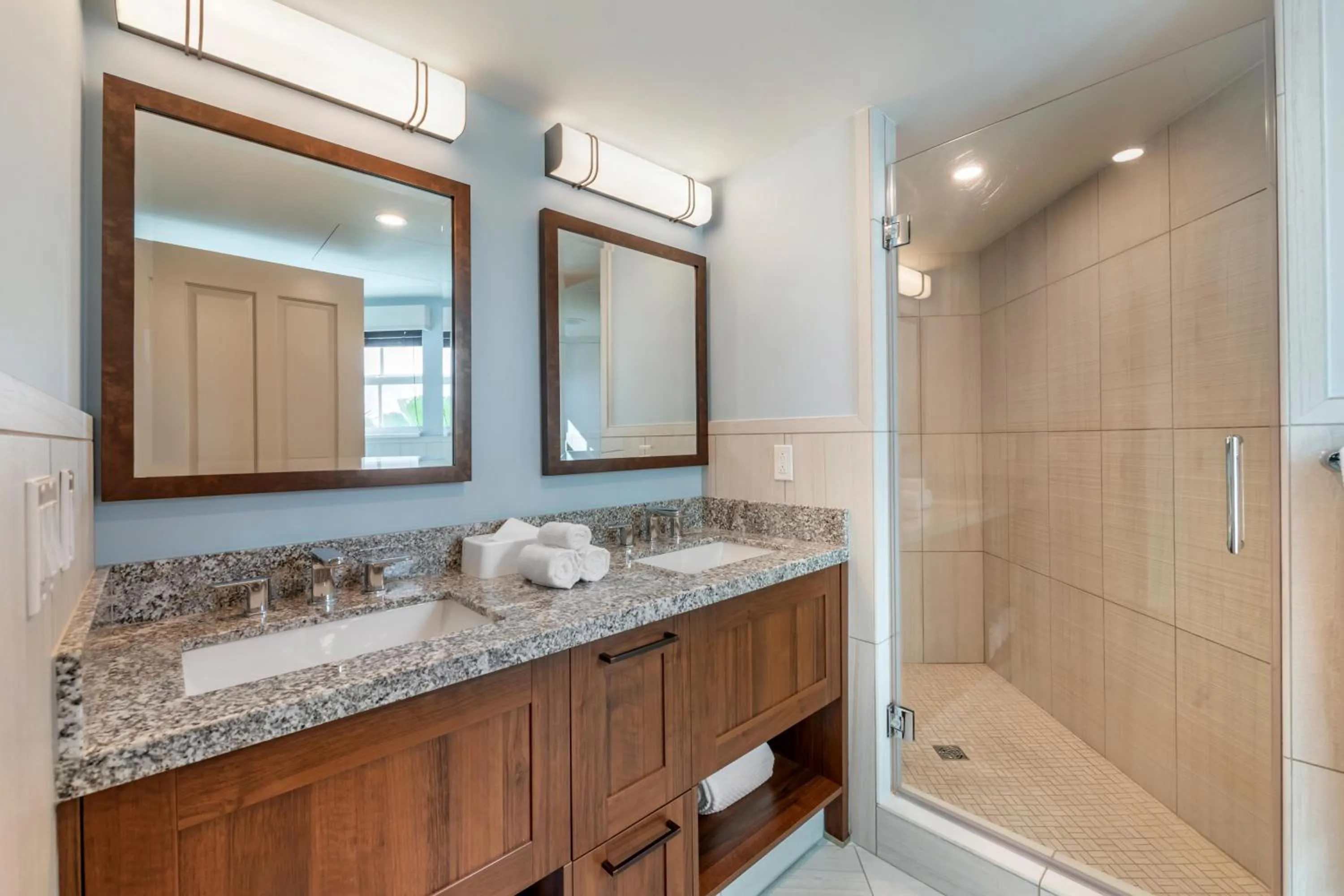 Bathroom in Hilton Vacation Club Flamingo Beach Sint Maarten