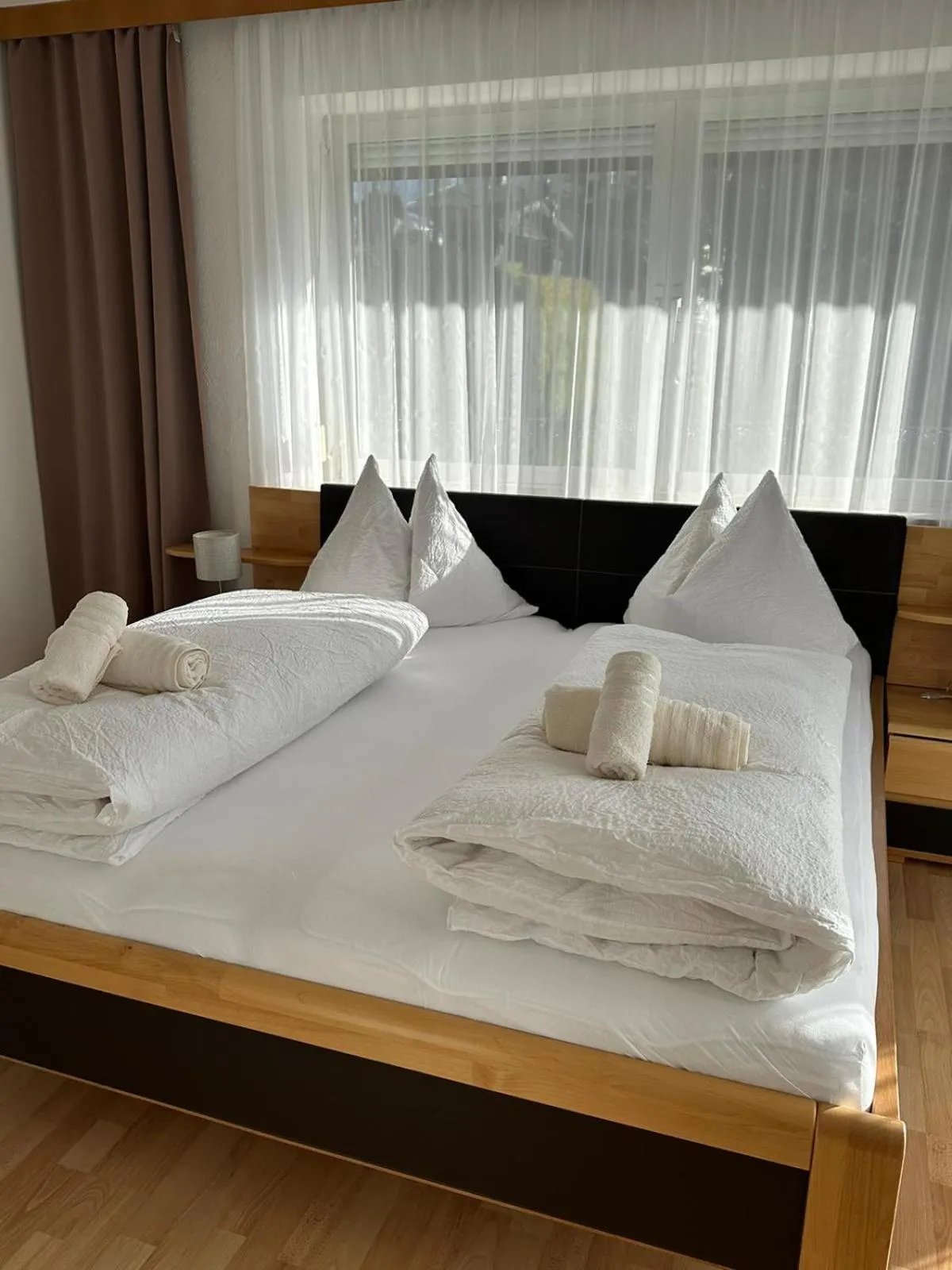 Bedroom, Bed in Pension Alpina